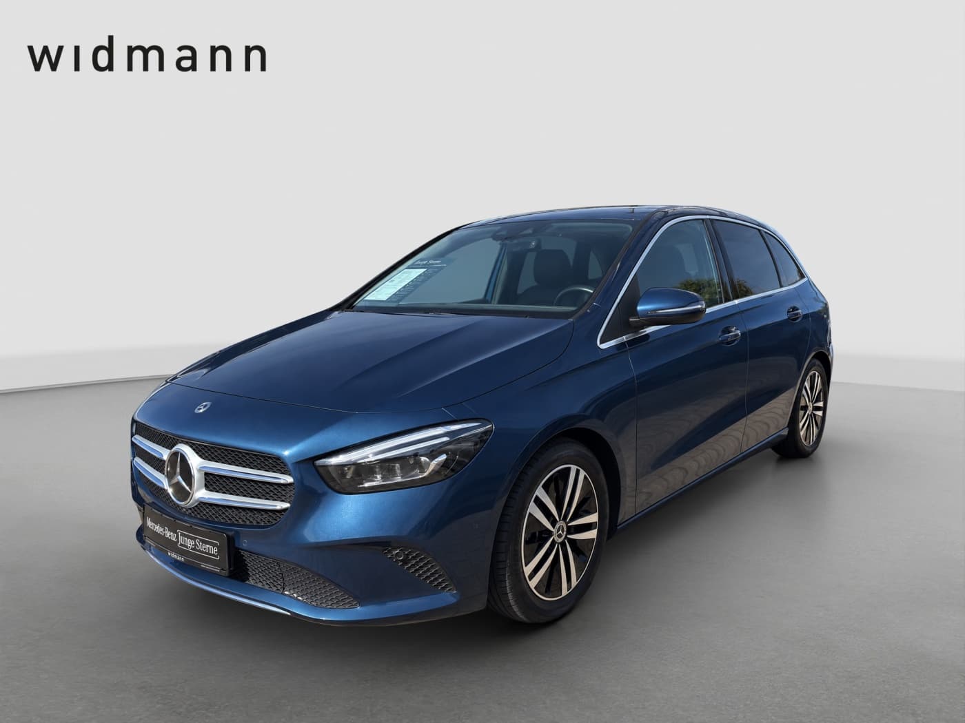 Mercedes-Benz B 220 d 4M Bild 1