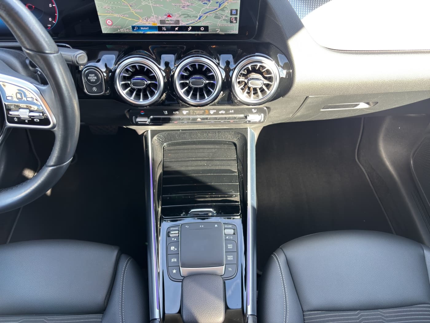 Mercedes-Benz B 220 d 4M Bild 13