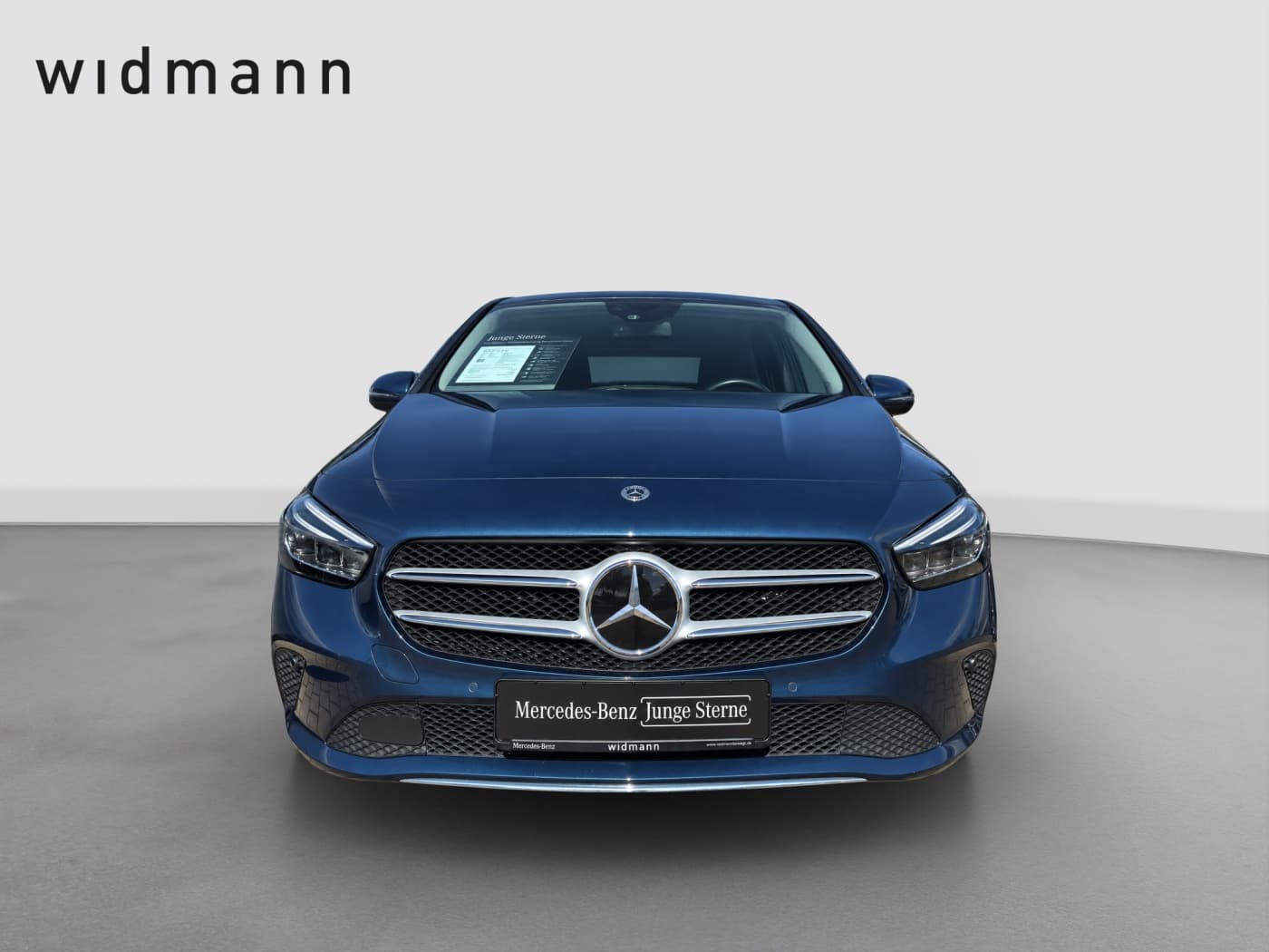 Mercedes-Benz B 220 d 4M Bild 2