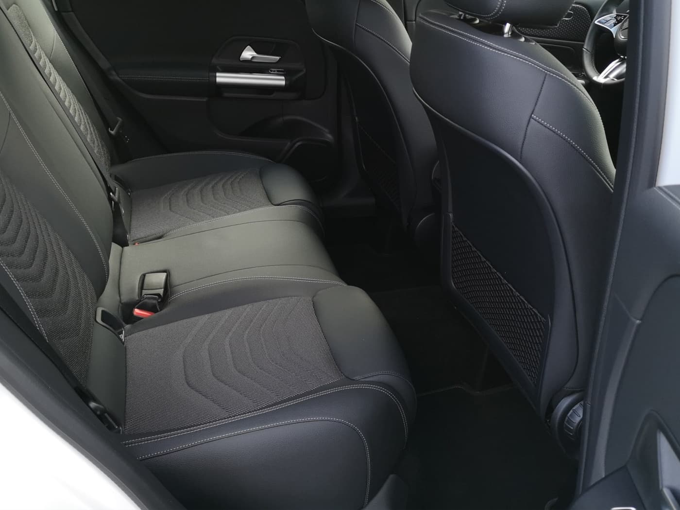 Mercedes-Benz B 200 Bild 16