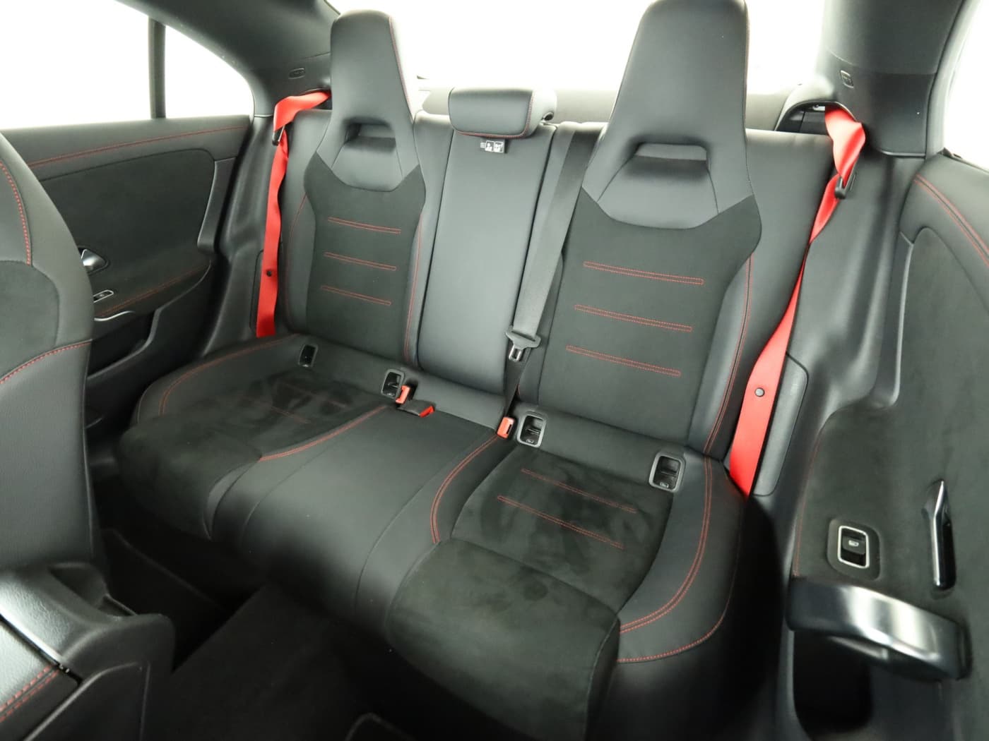 Mercedes-Benz CLA 45 AMG S 4M+ Bild 18