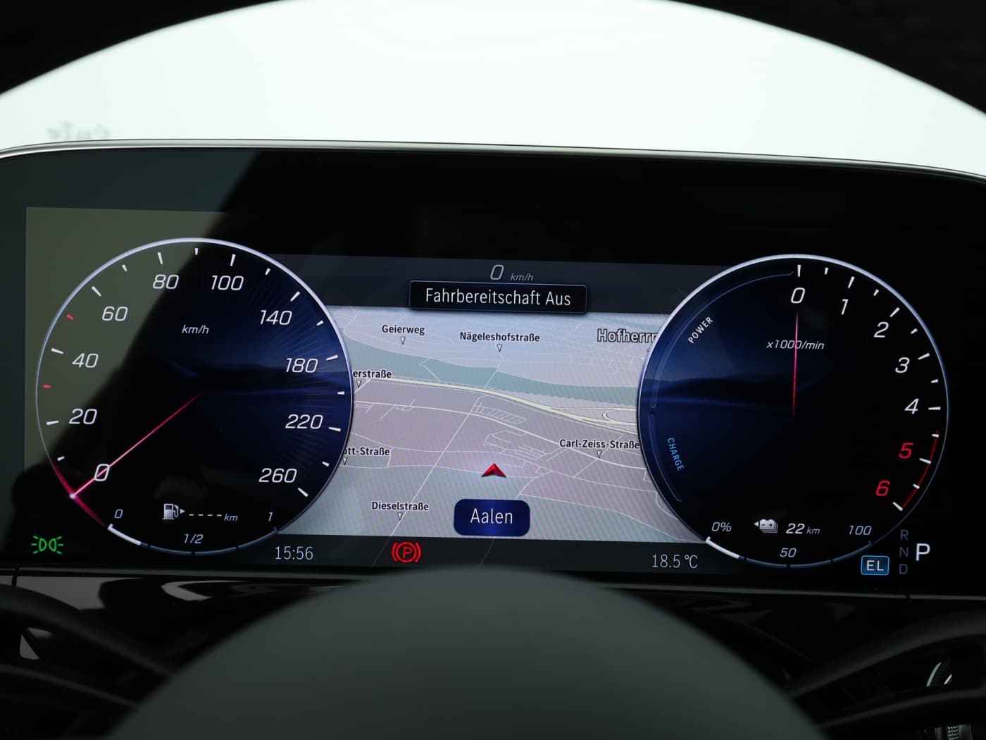 Mercedes-Benz E 300 de 4MATIC Limousine mit EQ Hybrid Technologie Bild 12