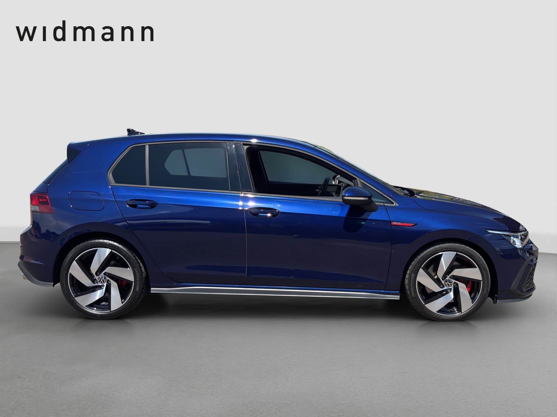 Volkswagen Golf GTI 2.0 245 PS NAVI KAMERA Schaltgetriebe Bild 6