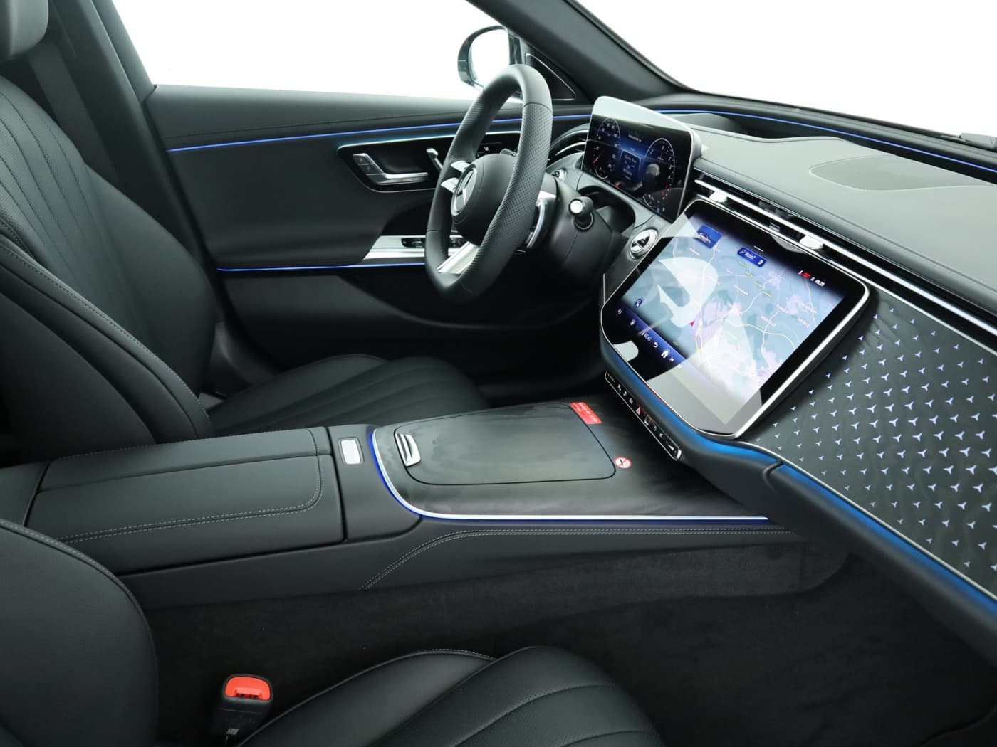Mercedes-Benz E 300 de 4MATIC T-Modell mit EQ Hybrid Technologie Bild 17