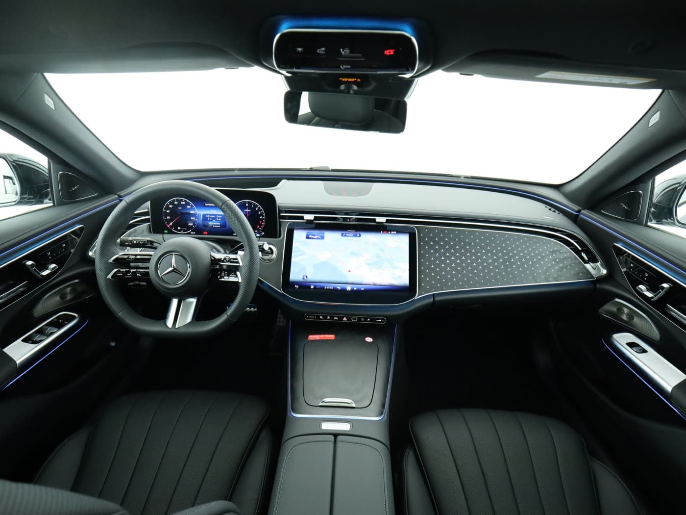 Mercedes-Benz E 300 de 4MATIC T-Modell mit EQ Hybrid Technologie Bild 19