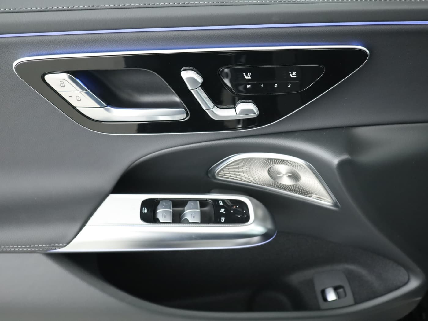 Mercedes-Benz E 300 de 4MATIC T-Modell mit EQ Hybrid Technologie Bild 20