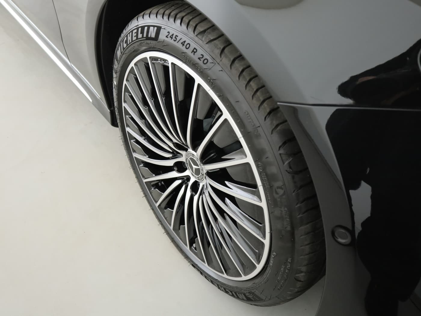 Mercedes-Benz E 300 de 4MATIC T-Modell mit EQ Hybrid Technologie Bild 22