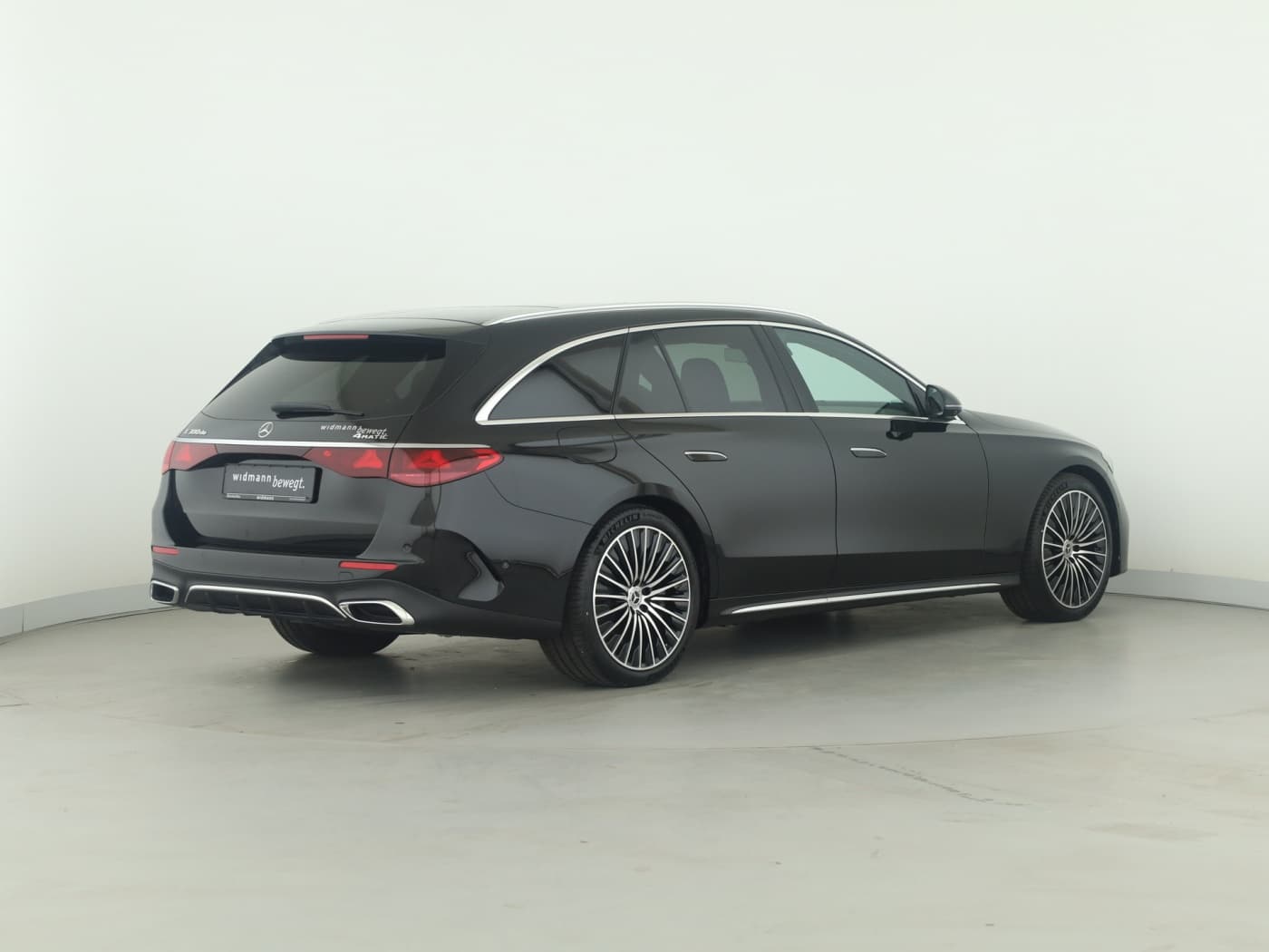 Mercedes-Benz E 300 de 4MATIC T-Modell mit EQ Hybrid Technologie Bild 6