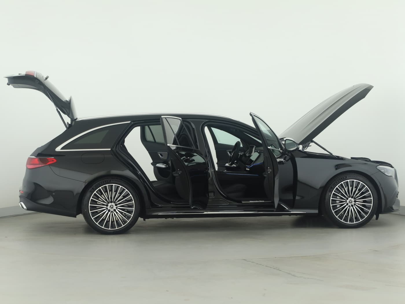 Mercedes-Benz E 300 de 4MATIC T-Modell mit EQ Hybrid Technologie Bild 8