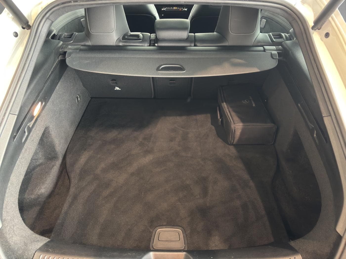 Mercedes-Benz CLA 250 e SB Bild 19