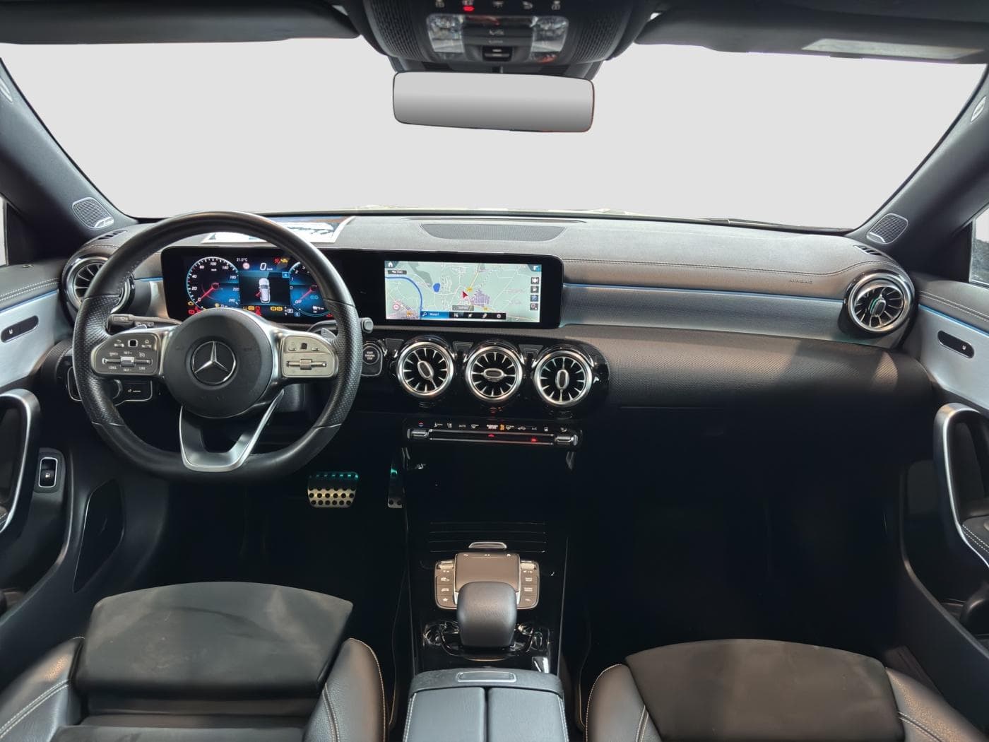 Mercedes-Benz CLA 250 e SB Bild 9