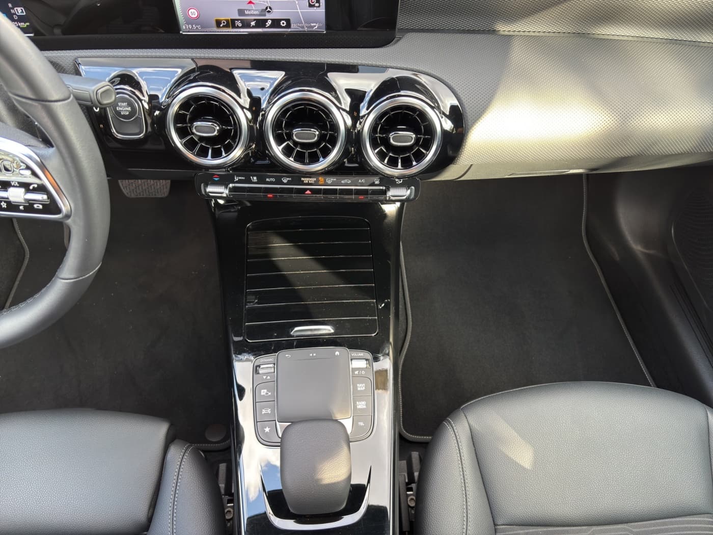 Mercedes-Benz A 250 e Bild 13