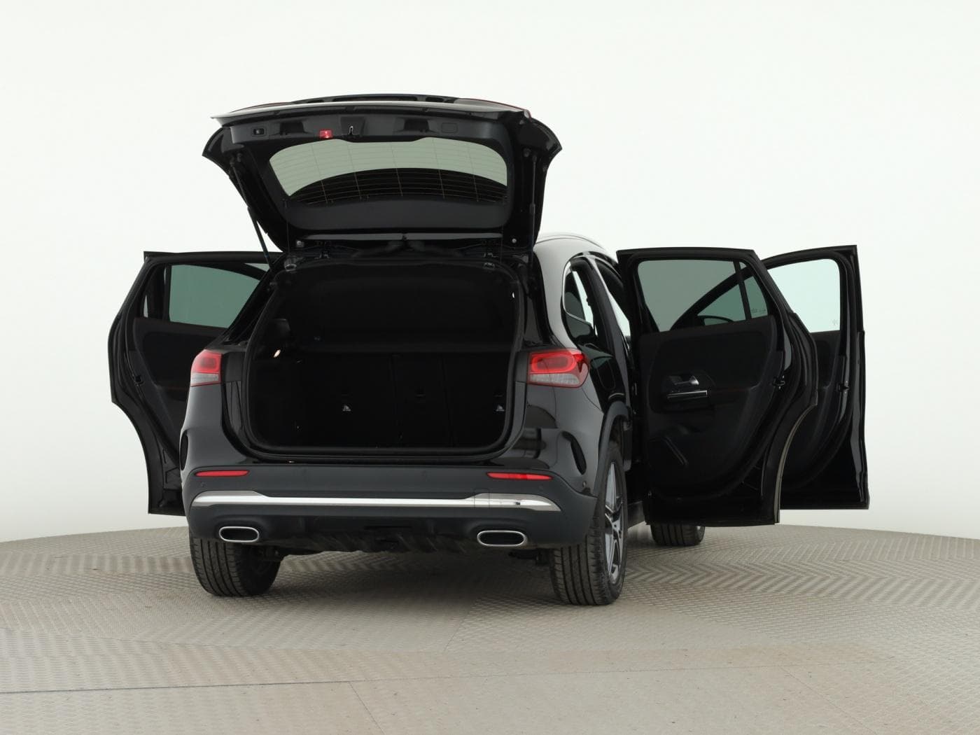 Mercedes-Benz GLA 250 e Bild 9