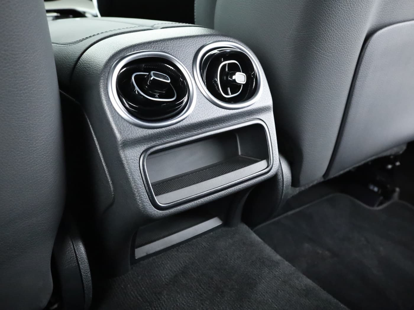 Mercedes-Benz C 300 T Bild 23