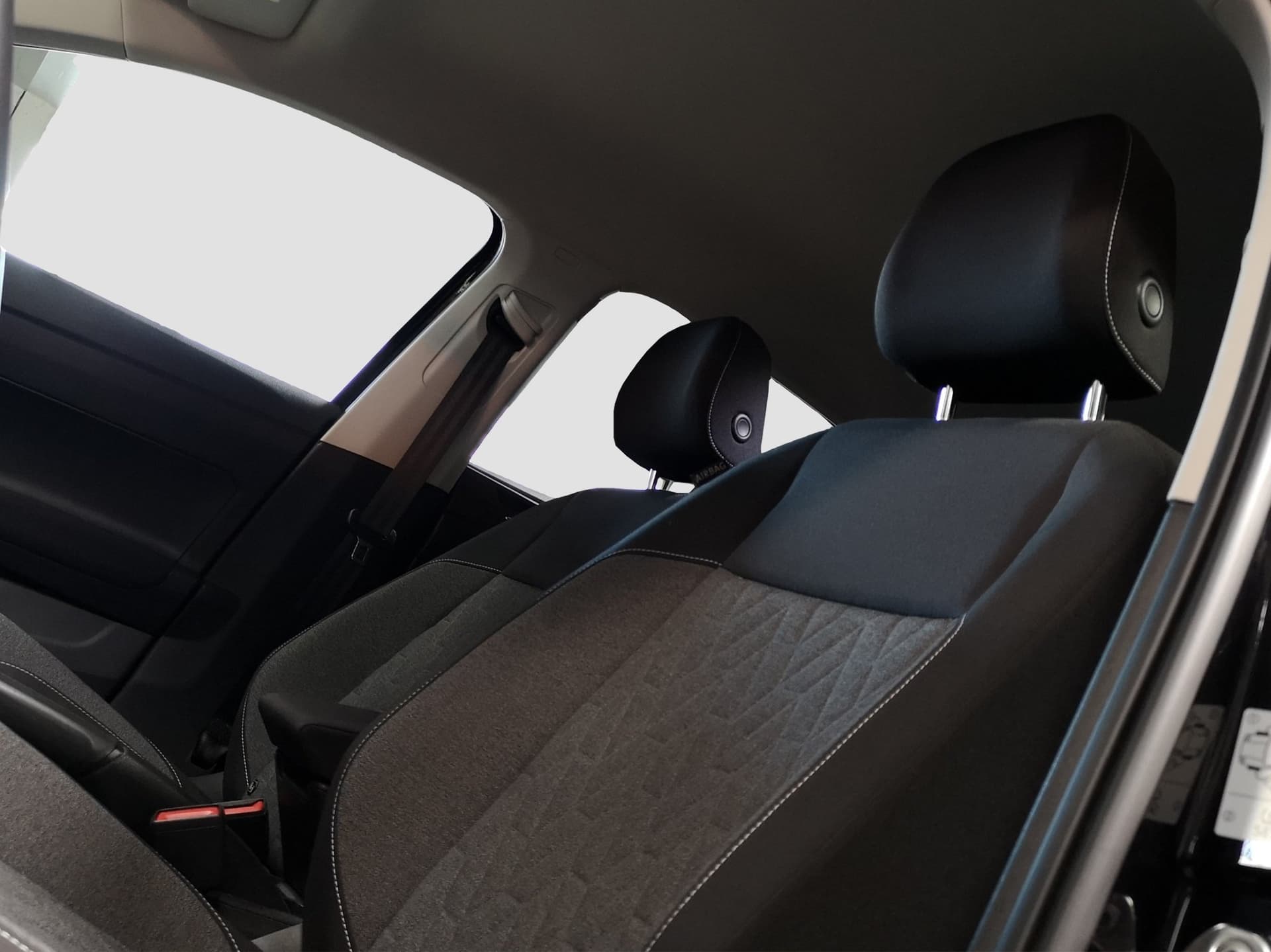 Volkswagen Polo MOVE 1.0 l TSI Bild 14