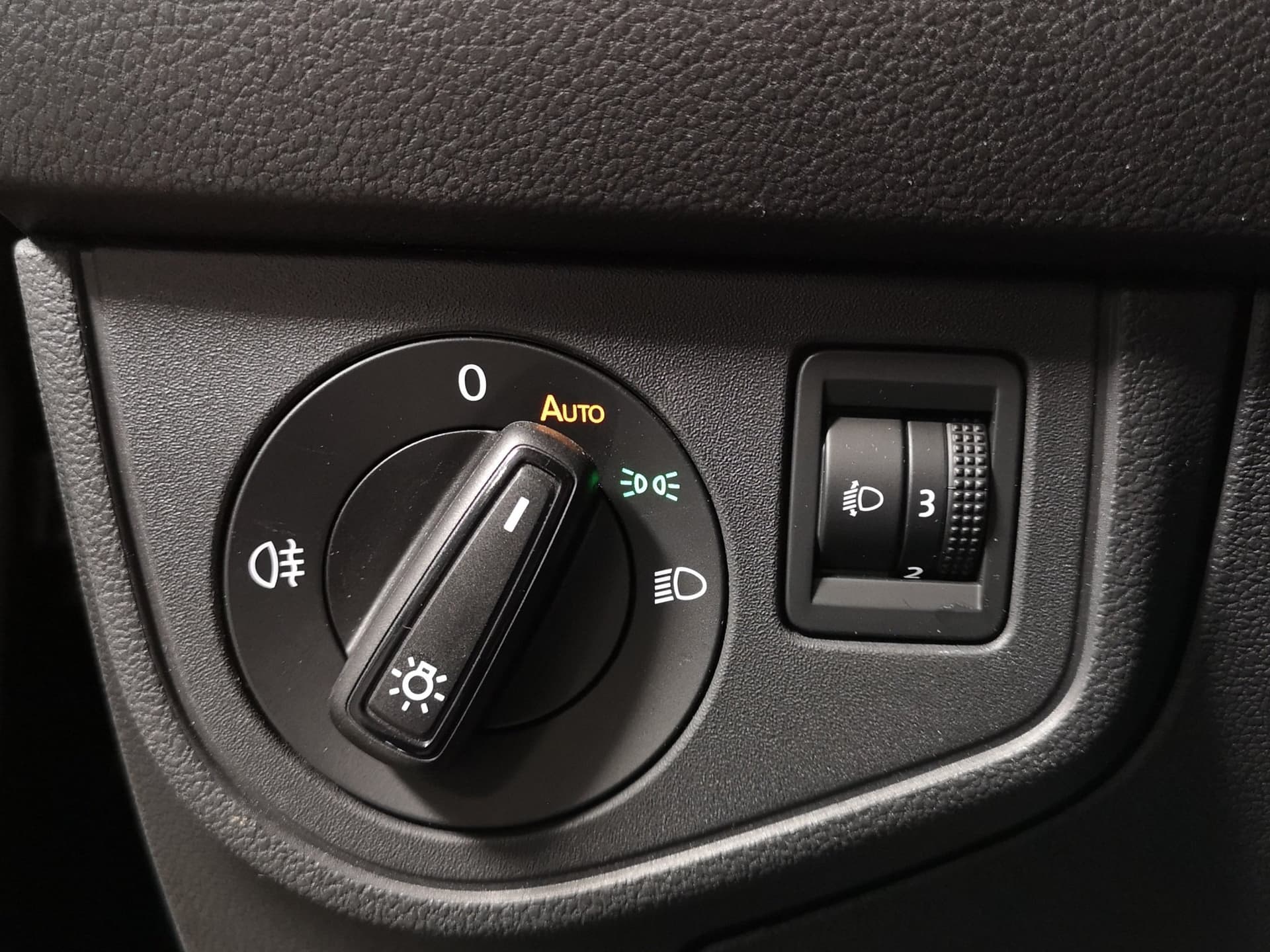 Volkswagen Polo MOVE 1.0 l TSI Bild 20