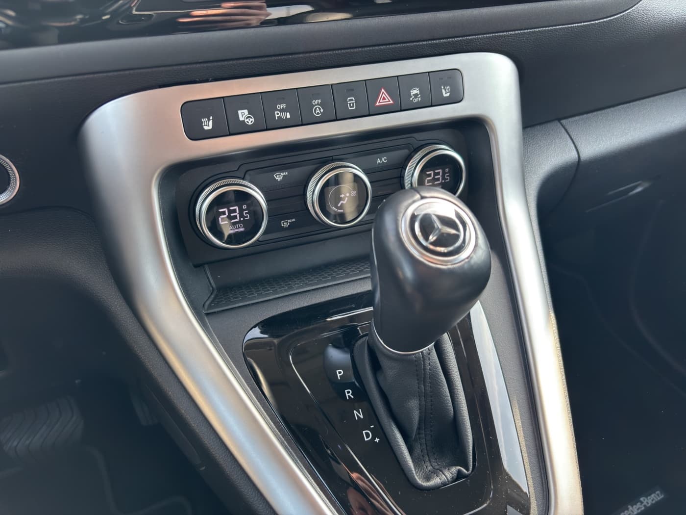 Mercedes-Benz T 180 d PROGRESSIVE Standard Bild 13