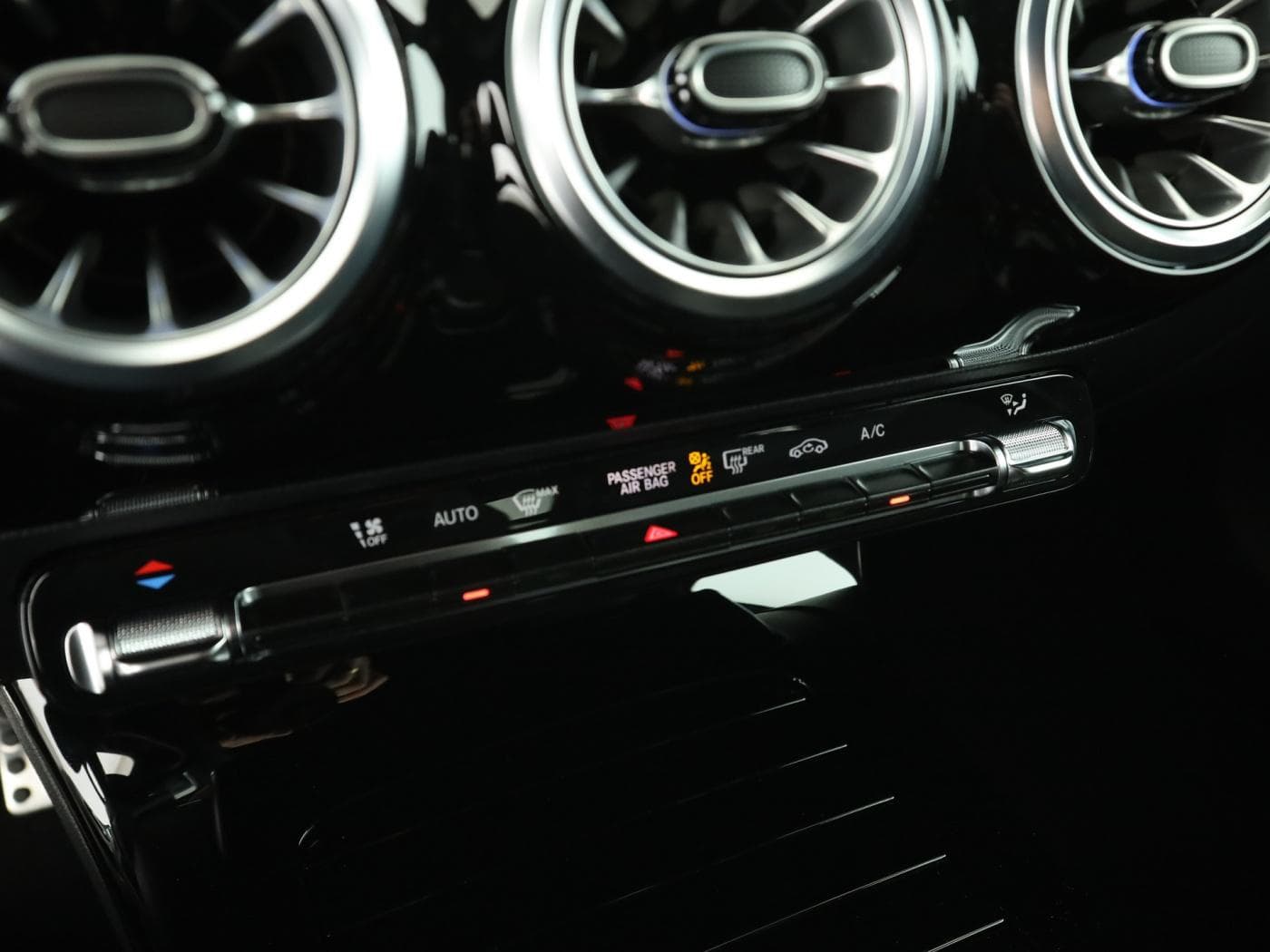 Mercedes-Benz A 180 Kompaktlimousine Bild 14