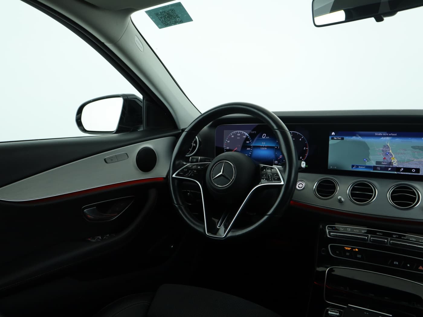 Mercedes-Benz E 220 d T Bild 10