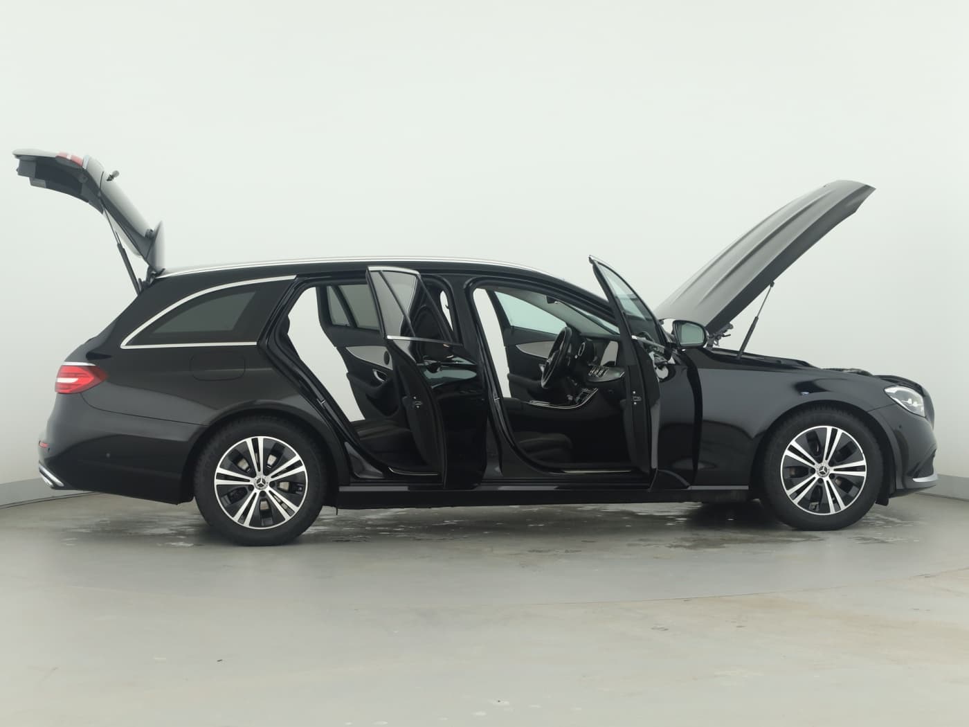 Mercedes-Benz E 220 d T Bild 8