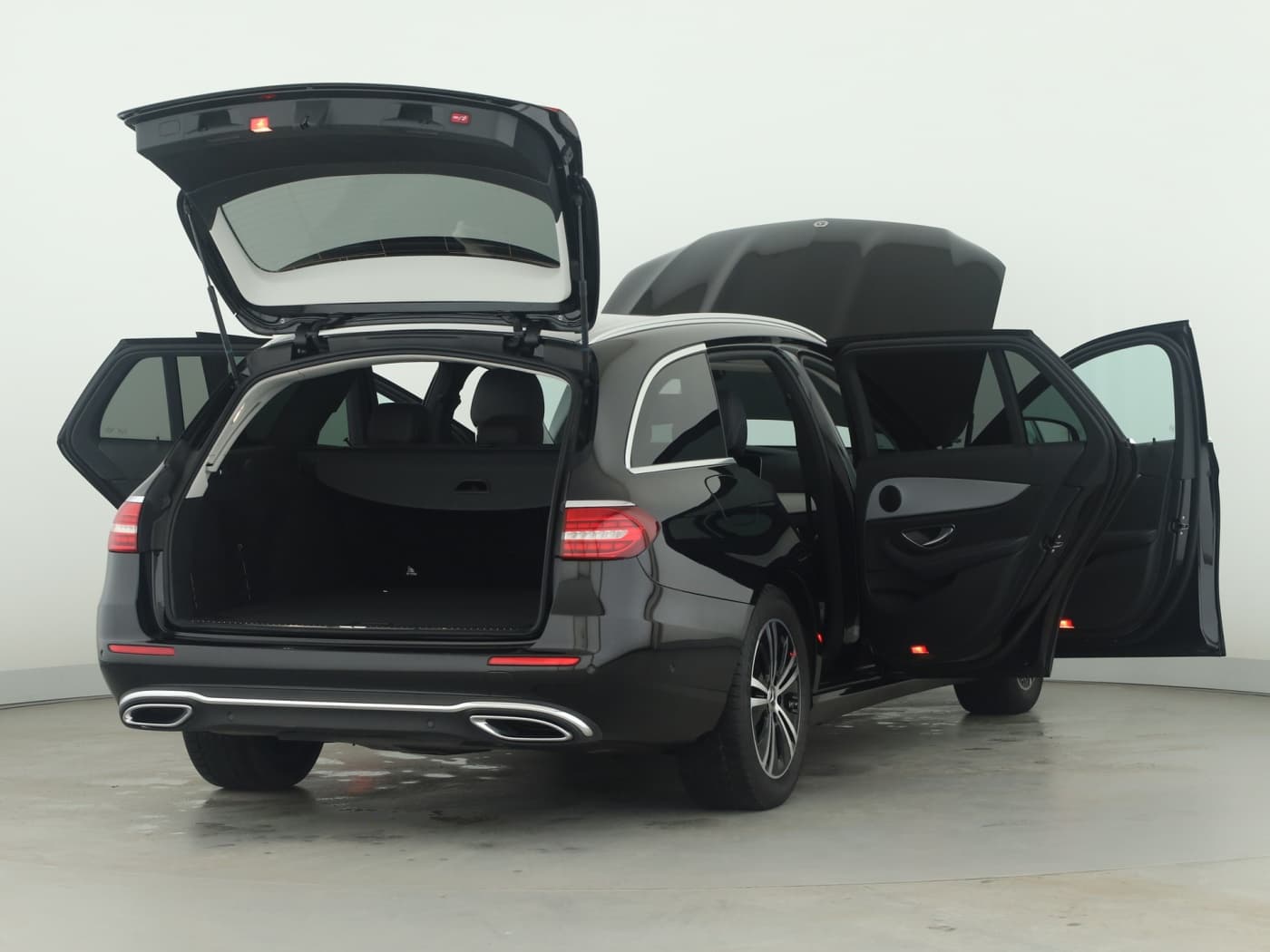 Mercedes-Benz E 220 d T Bild 9