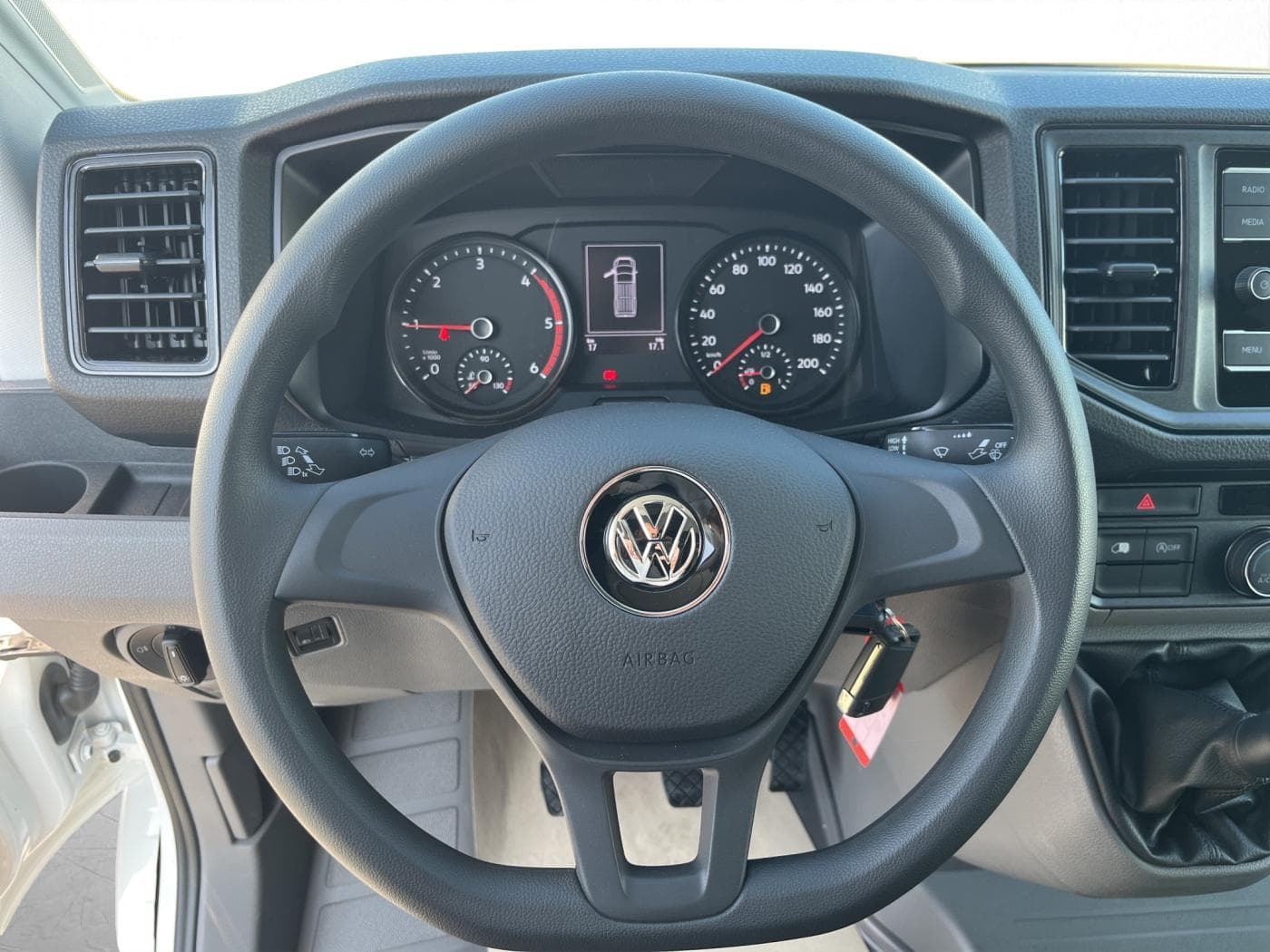 Volkswagen Crafter 35 2,0 TDI 103 KW Kasten FWD MR/HD Bild 10