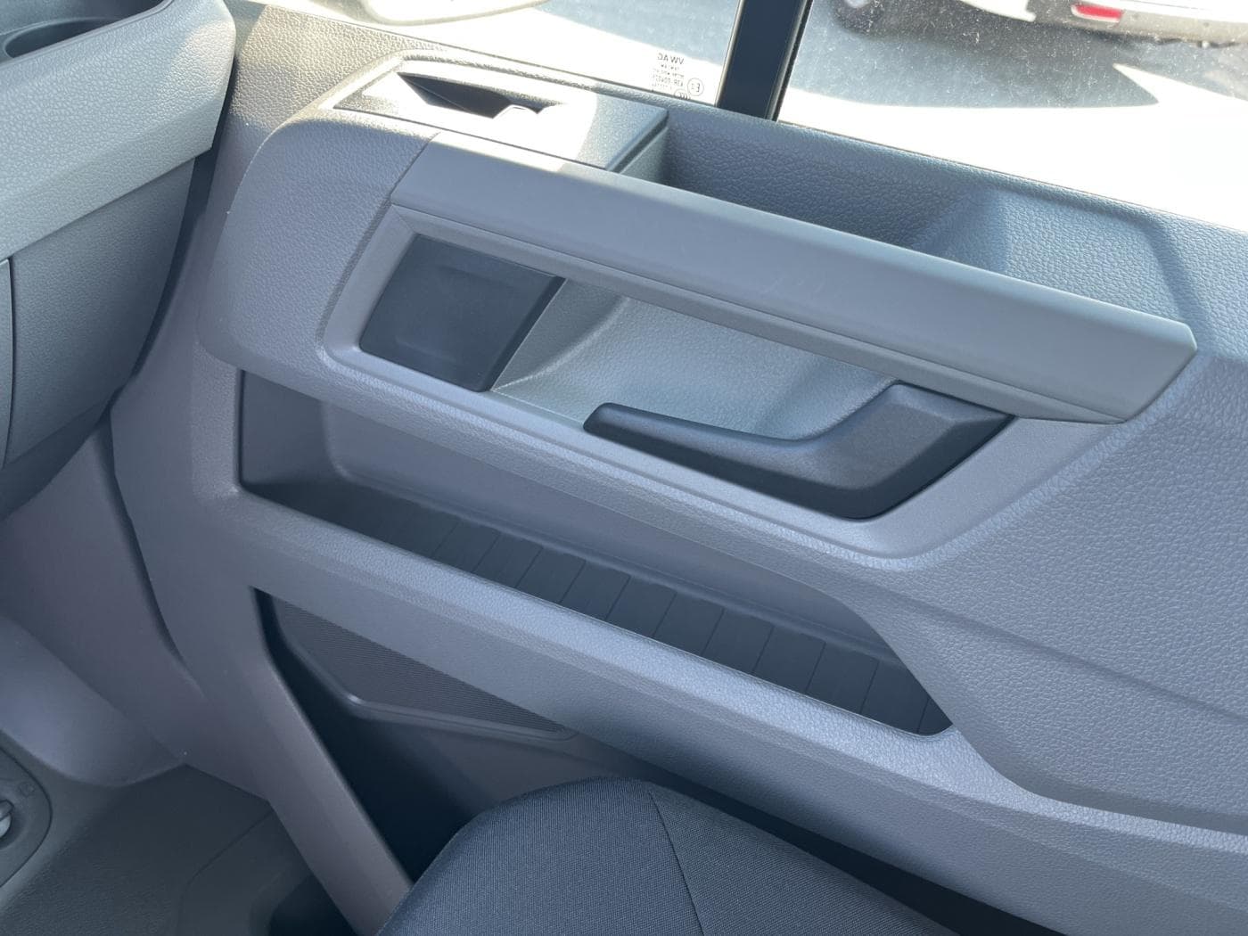 Volkswagen Crafter 35 2,0 TDI 103 KW Kasten FWD MR/HD Bild 14