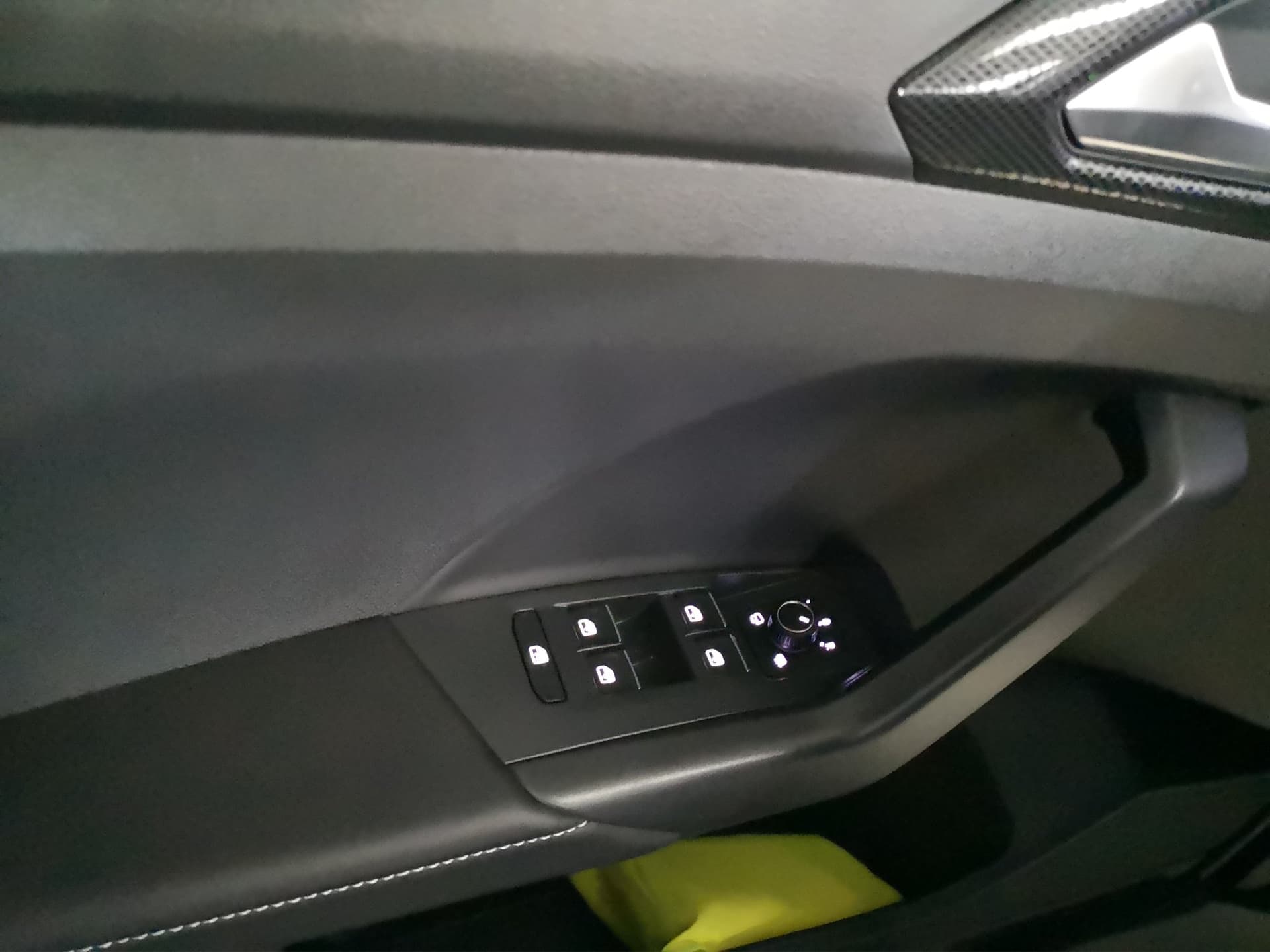 Volkswagen T-Cross Life 1.0 l TSI OPF  DSG Bild 18