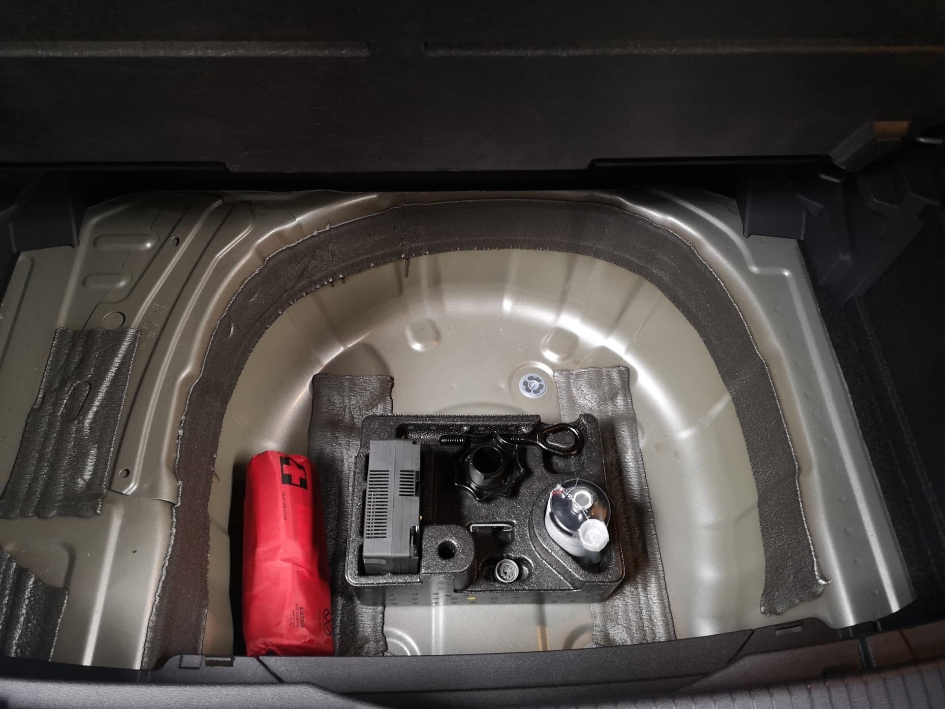 Volkswagen T-Cross Life 1.0 l TSI OPF  DSG Bild 21