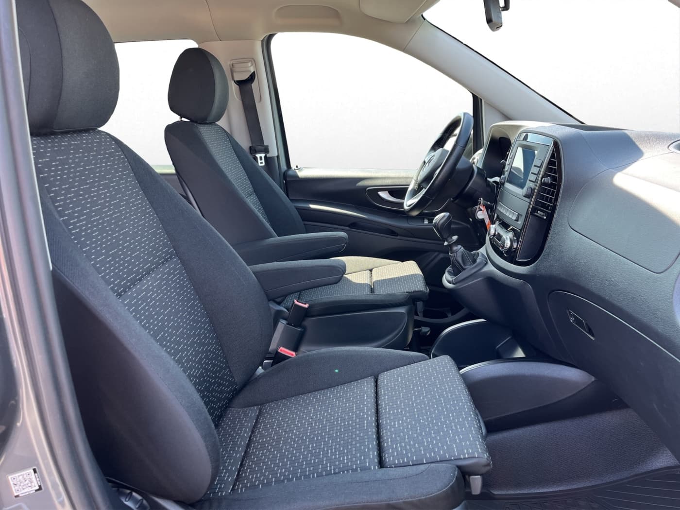 Mercedes-Benz Vito 116 CDI Mixto Bild 14