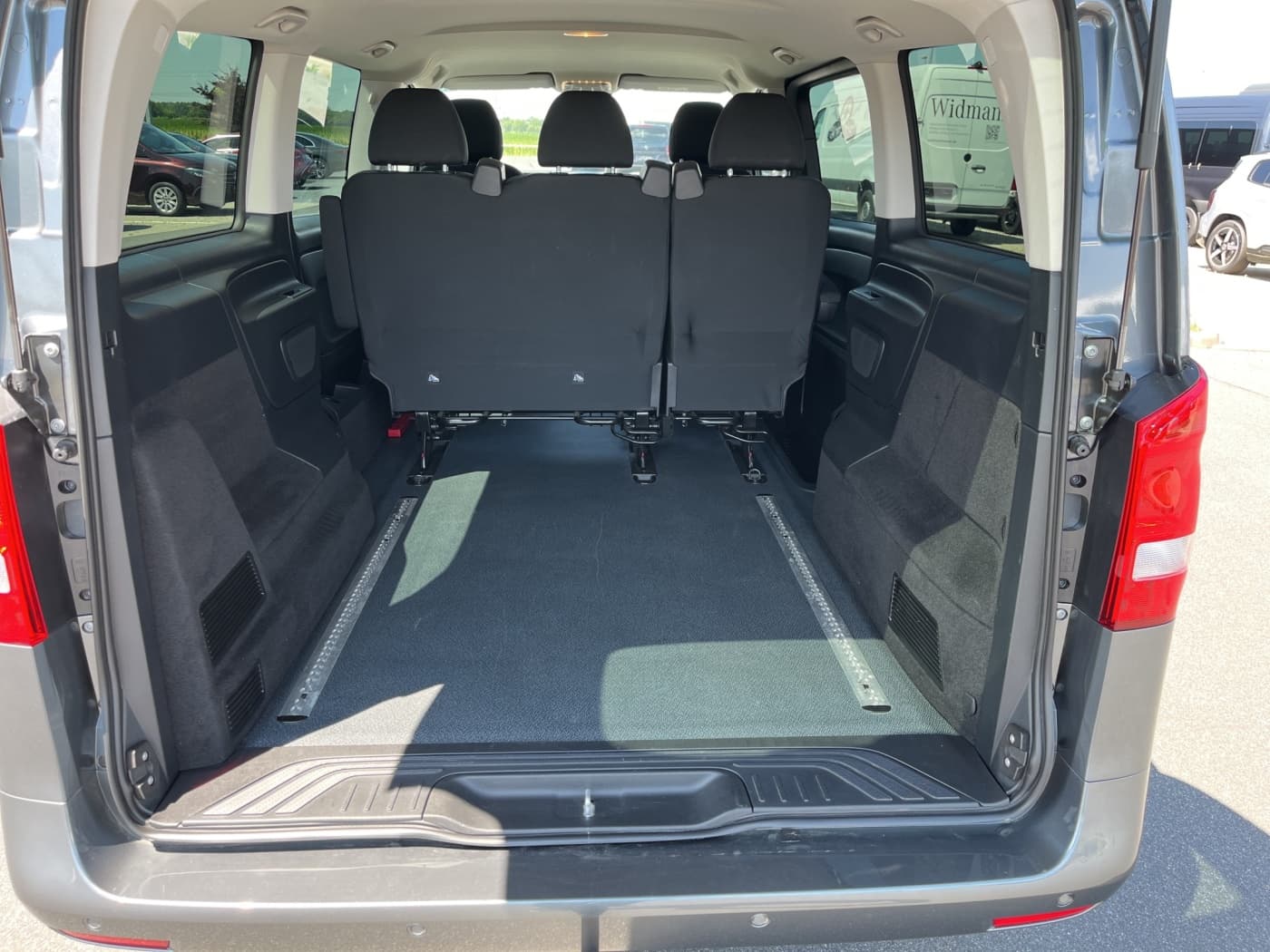 Mercedes-Benz Vito 116 CDI Mixto Bild 23