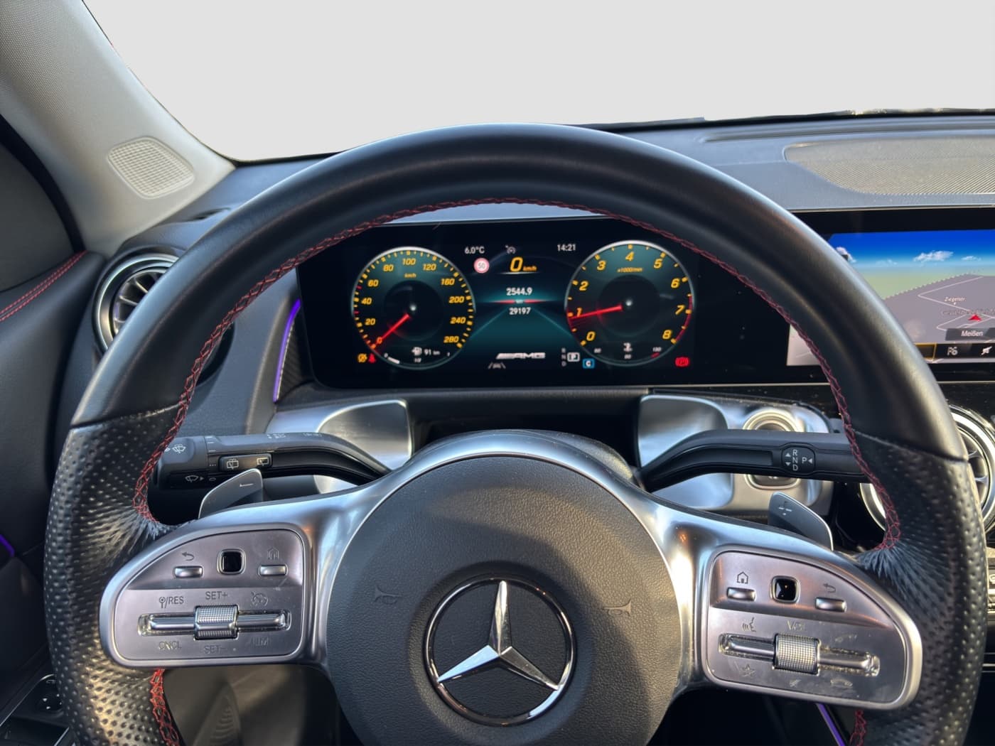 Mercedes-Benz GLB 35 AMG 4M Bild 11