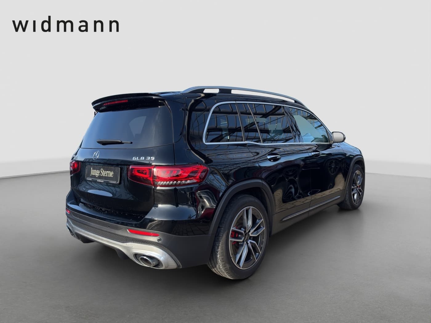 Mercedes-Benz GLB 35 AMG 4M Bild 3