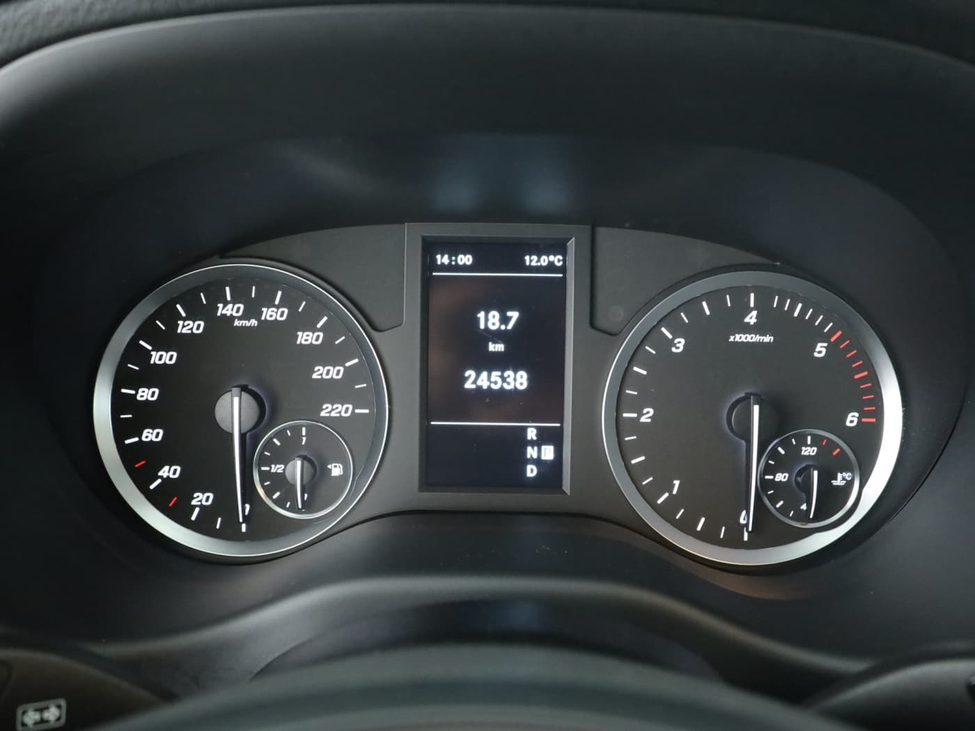 Mercedes-Benz Vito 114 CDI Tourer PRO Lang Bild 12