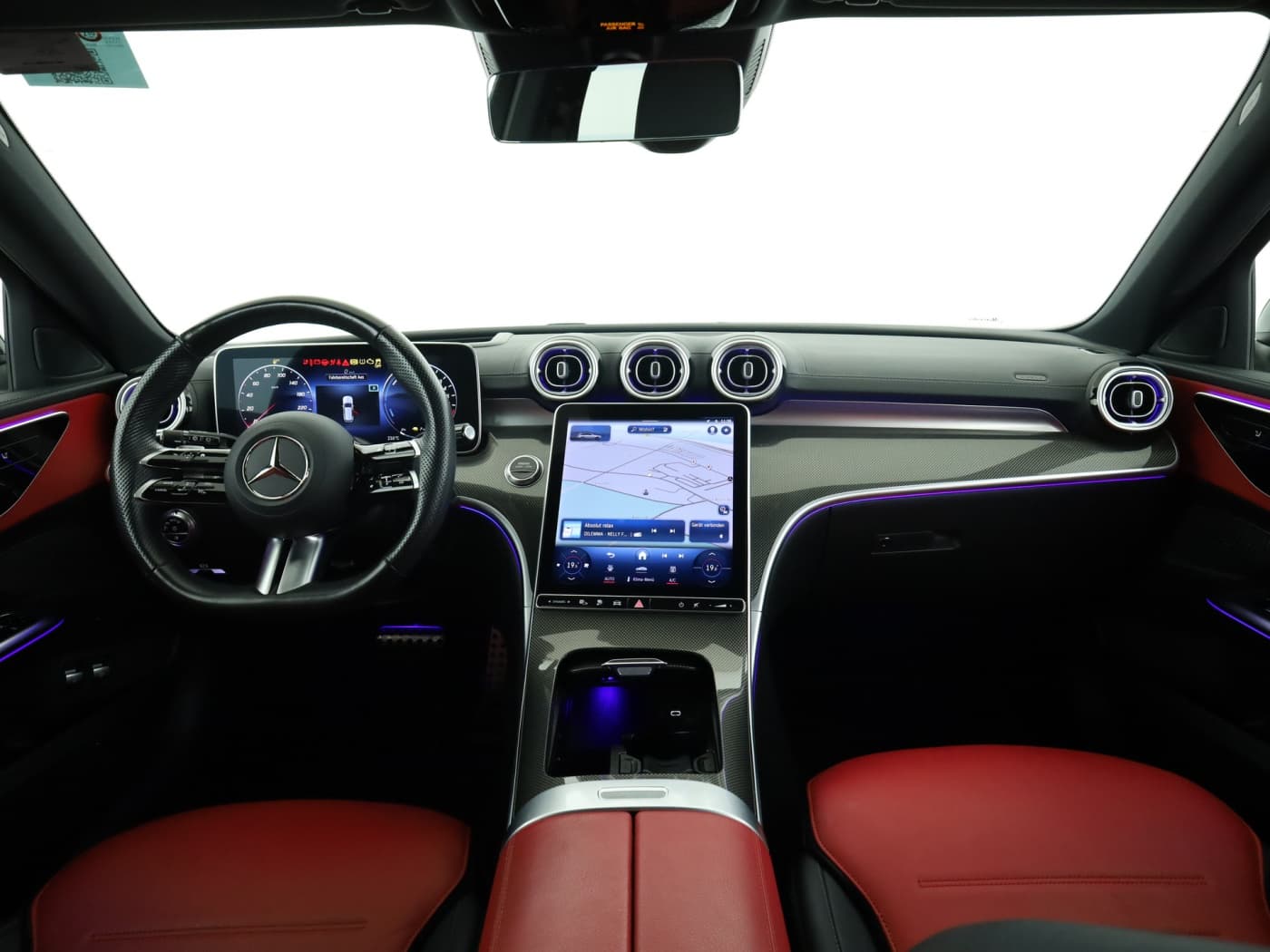 Mercedes-Benz C 300 e T Bild 19