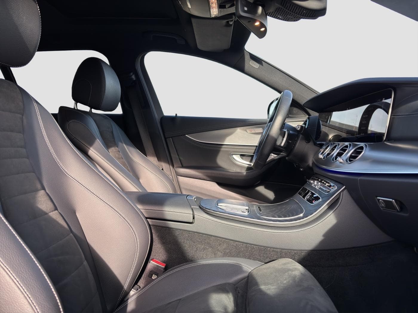 Mercedes-Benz E 450 4M T Bild 15