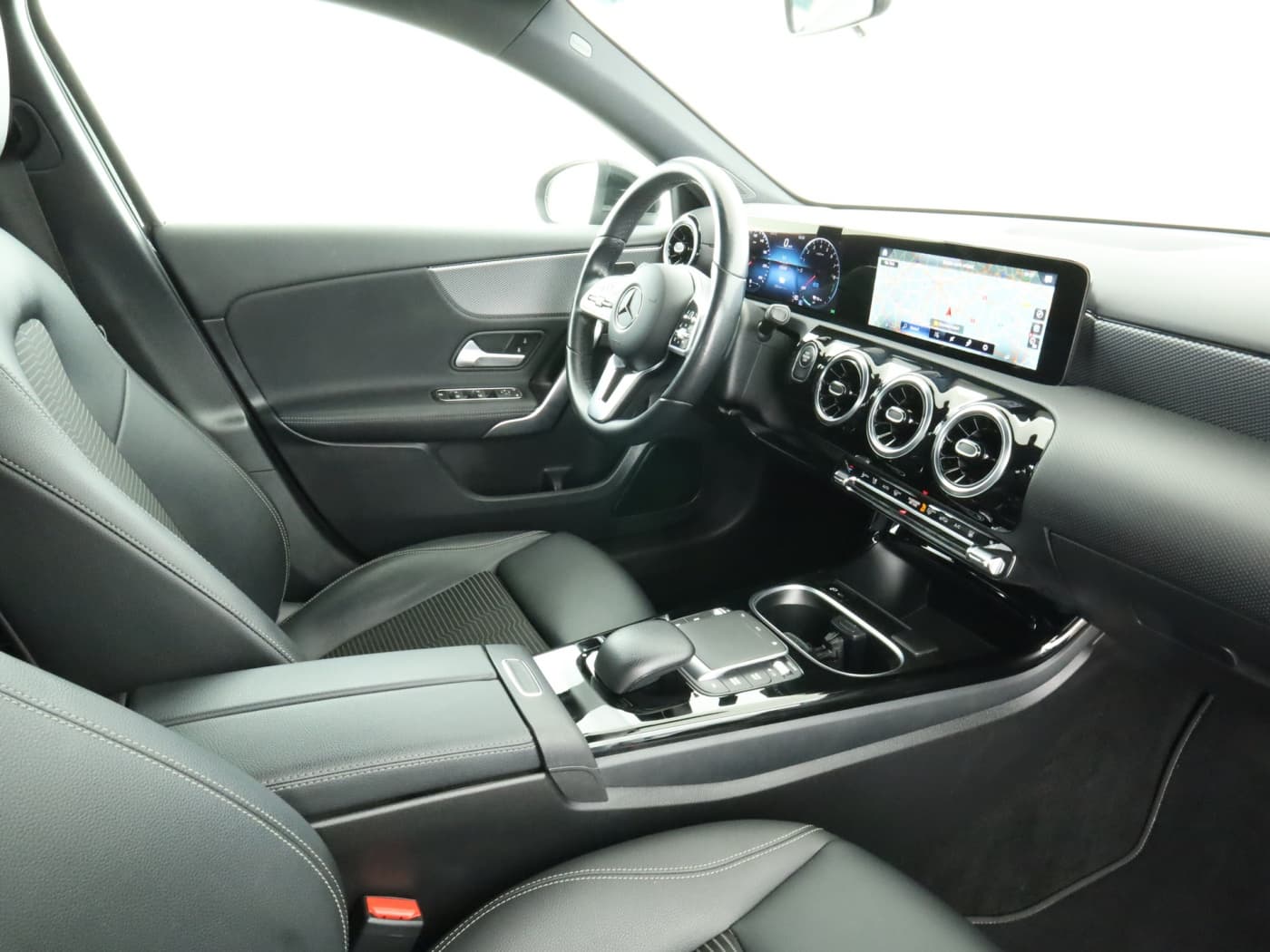 Mercedes-Benz A 250 e Lim Bild 17