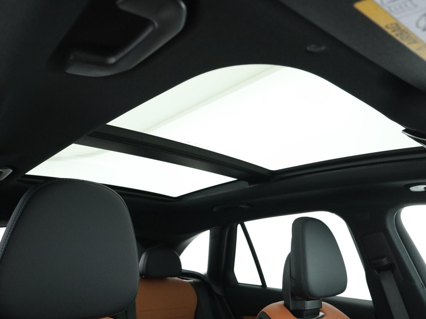 Mercedes-Benz GLC 300 e 4MATIC mit EQ Hybrid Technologie Bild 21