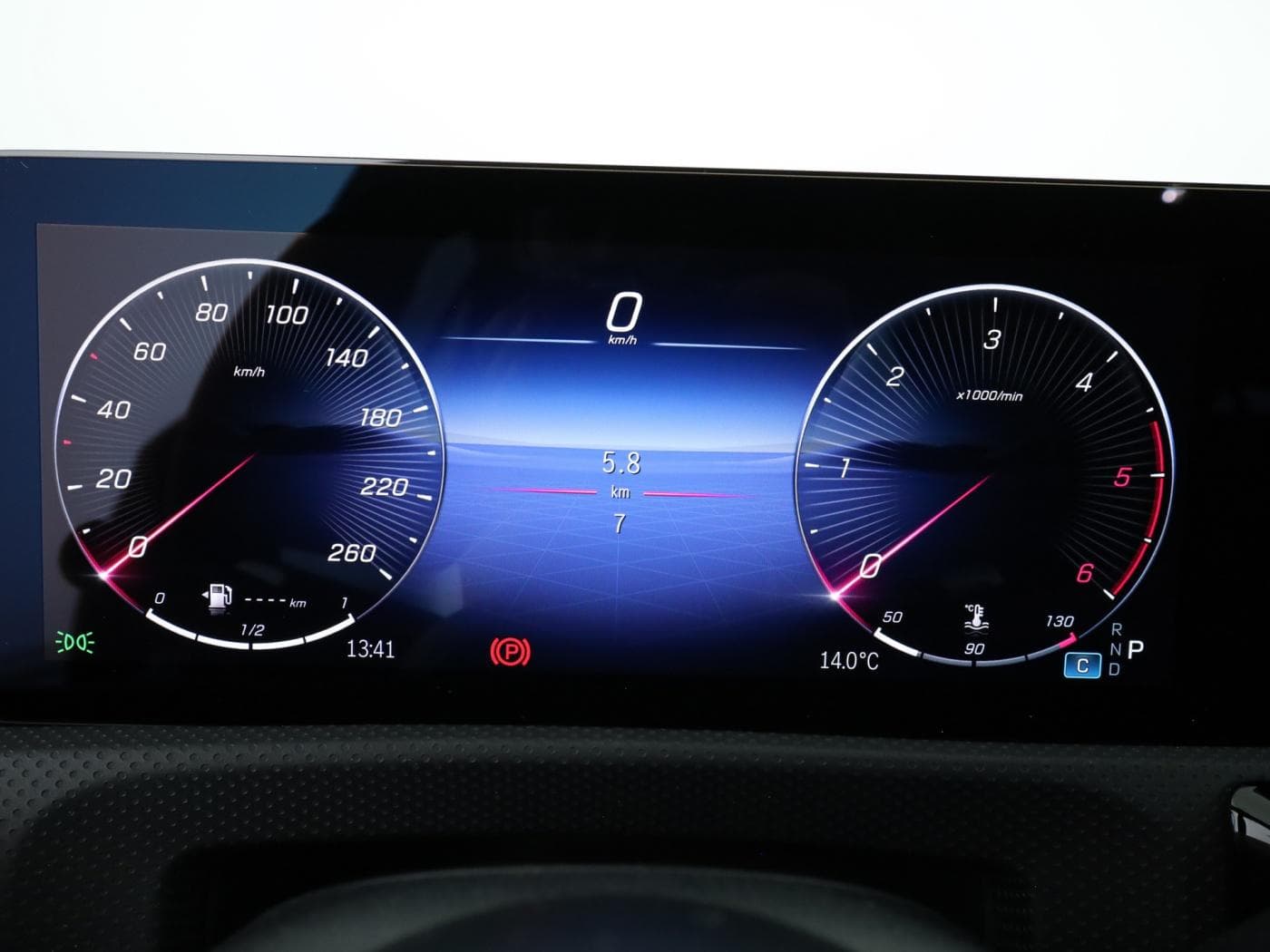 Mercedes-Benz A 220 d Bild 12