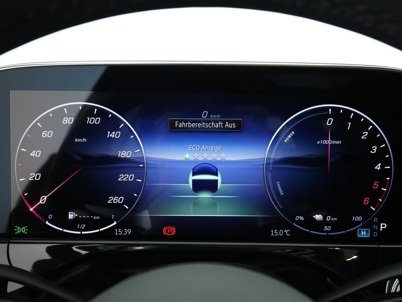 Mercedes-Benz E 300 de Limousine mit EQ Hybrid Technologie Bild 12