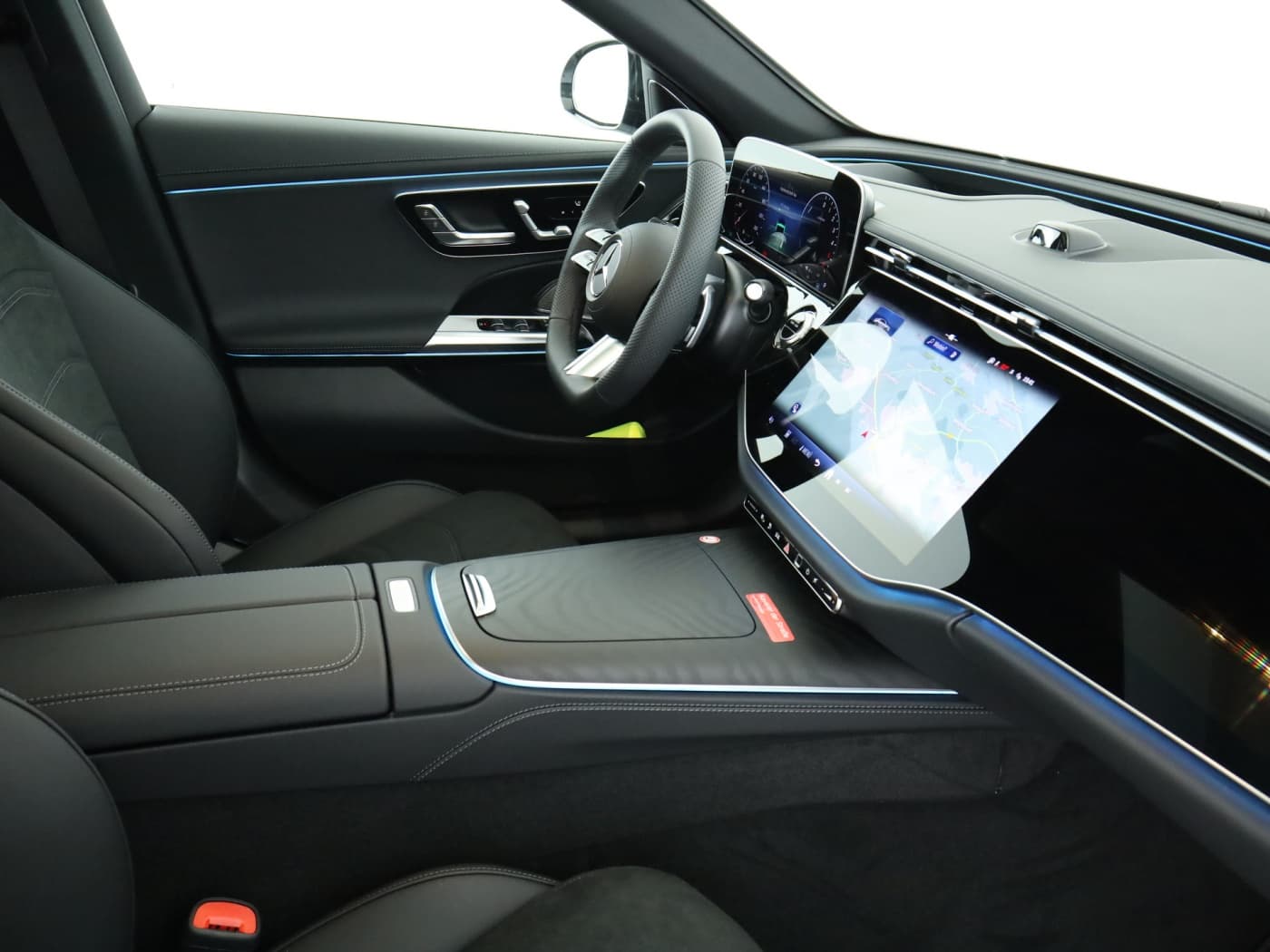 Mercedes-Benz E 300 de Limousine mit EQ Hybrid Technologie Bild 17