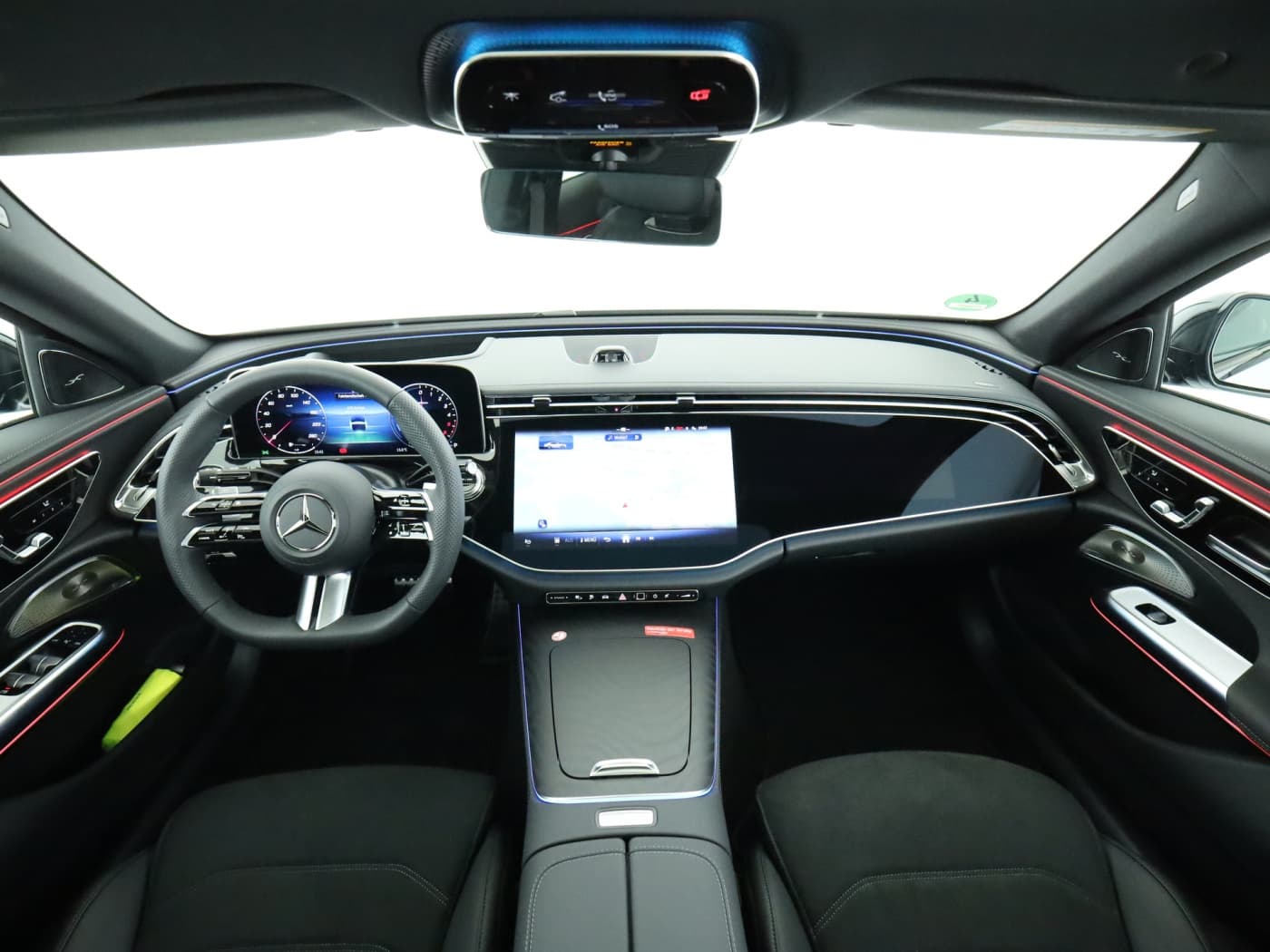 Mercedes-Benz E 300 de Limousine mit EQ Hybrid Technologie Bild 19