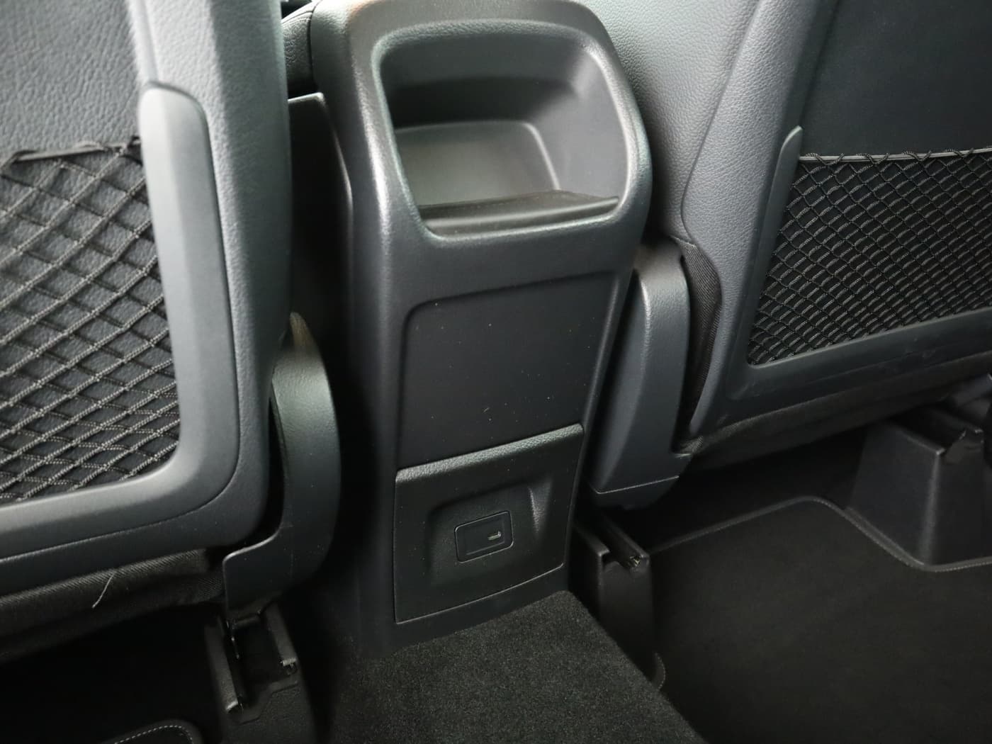 Mercedes-Benz GLA 250 e Bild 24