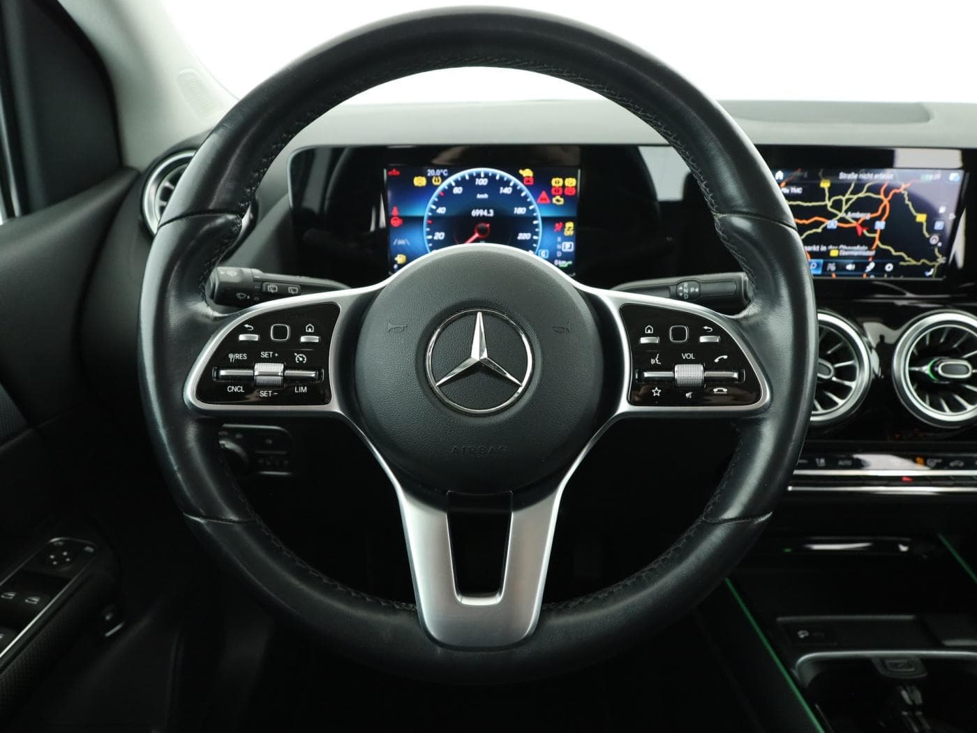 Mercedes-Benz B 250 e Bild 11