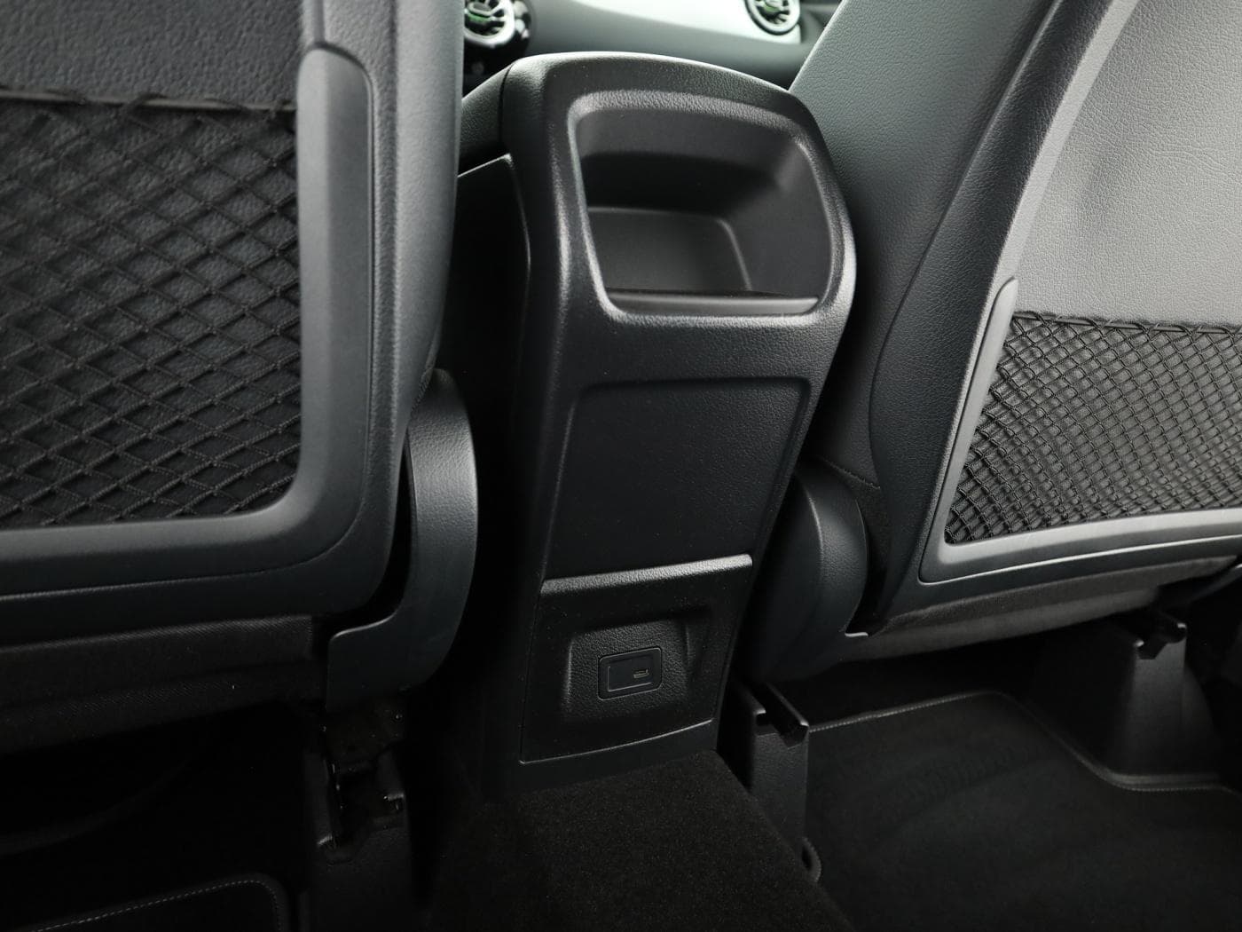 Mercedes-Benz B 250 e Bild 23