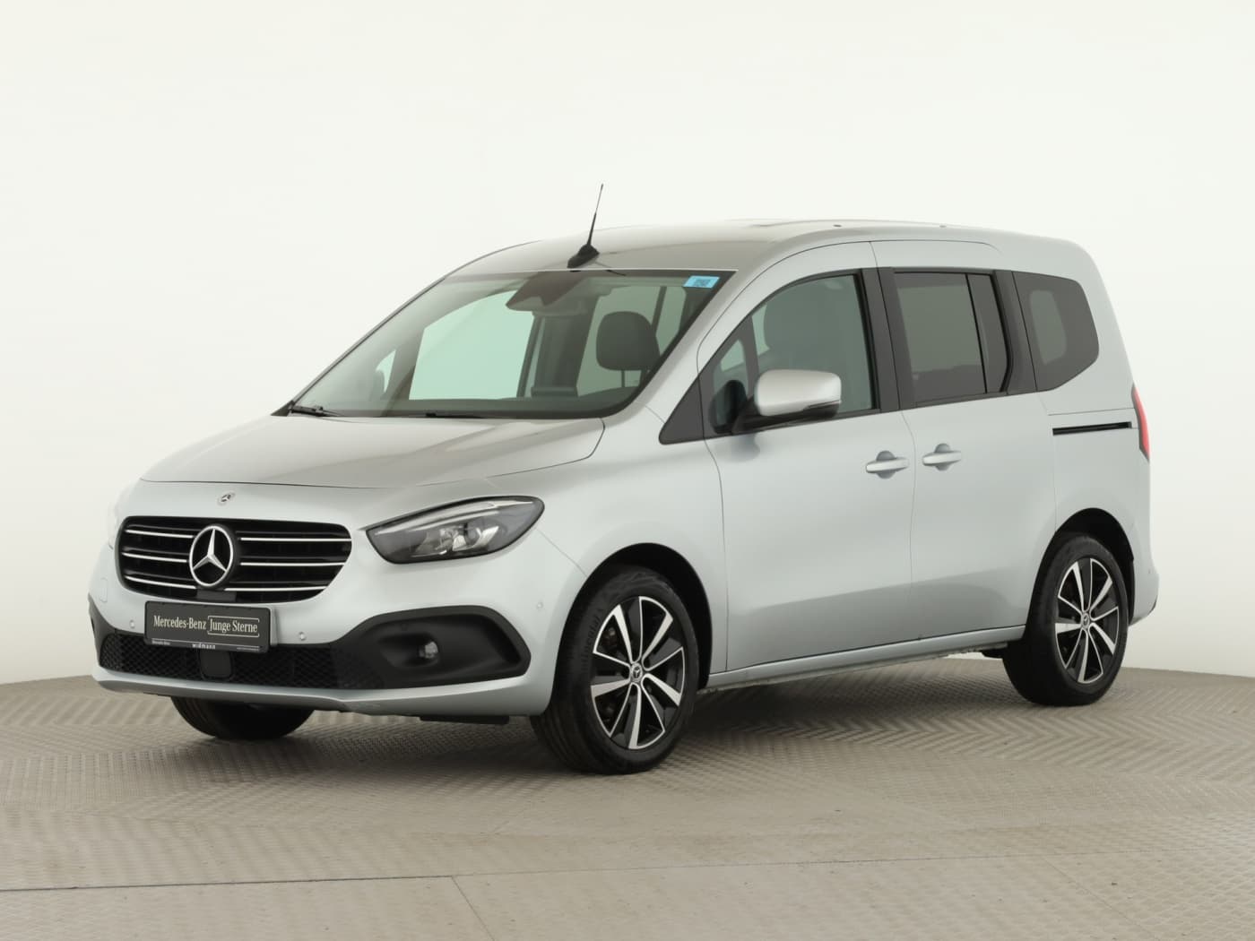 Mercedes-Benz T 180 d Progressive standard Bild 5