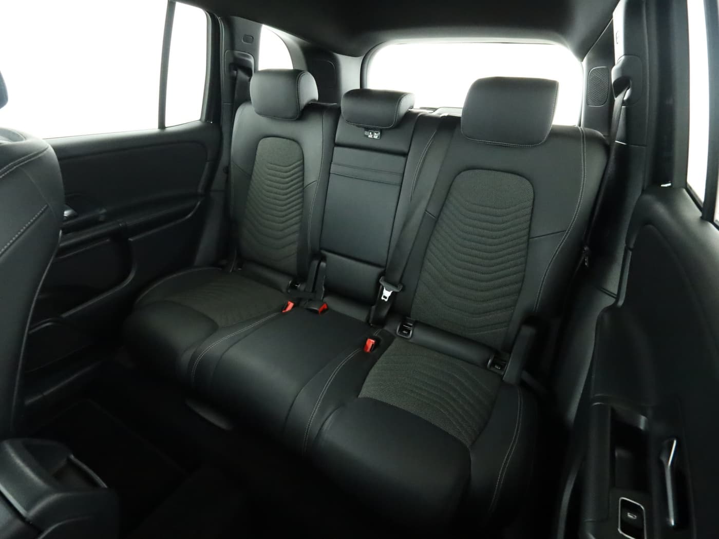 Mercedes-Benz GLB 220 d Bild 18