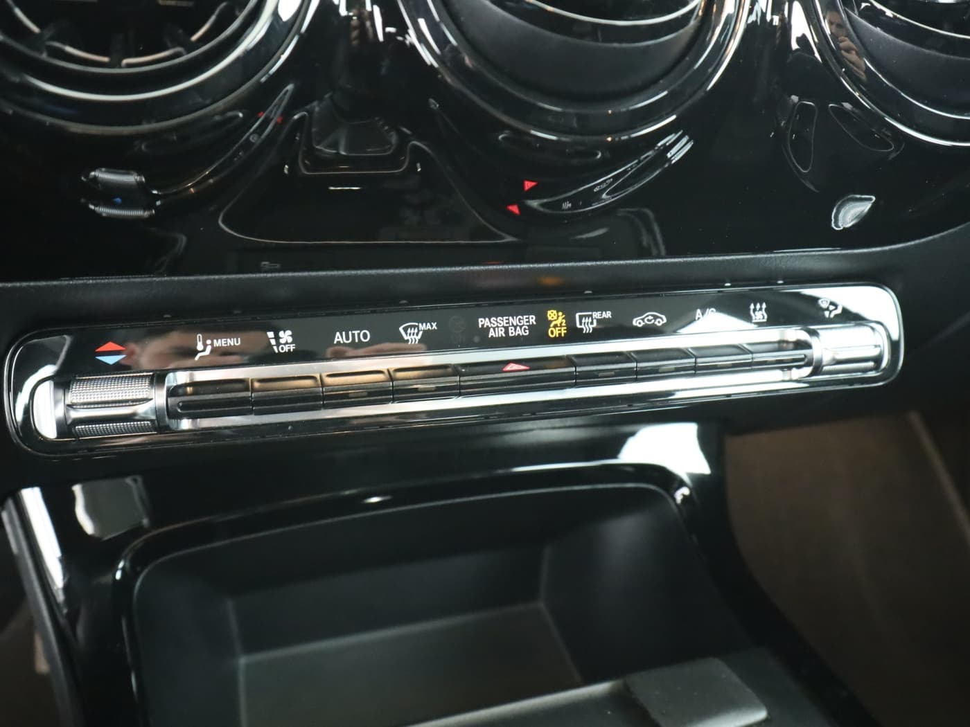 Mercedes-Benz A 250 e Bild 14