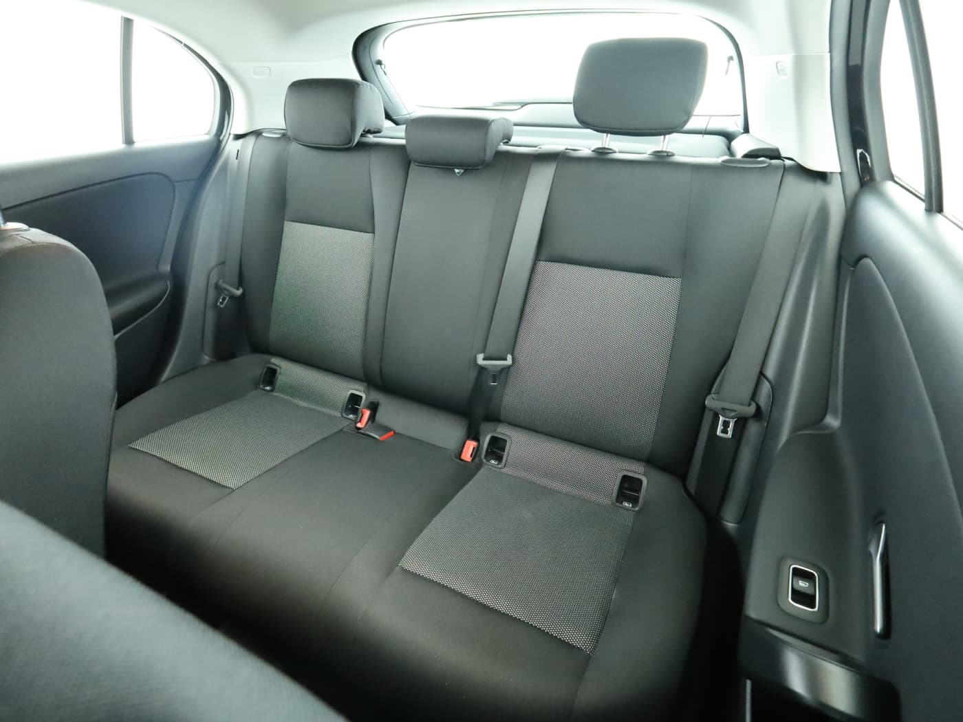 Mercedes-Benz A 250 e Bild 18