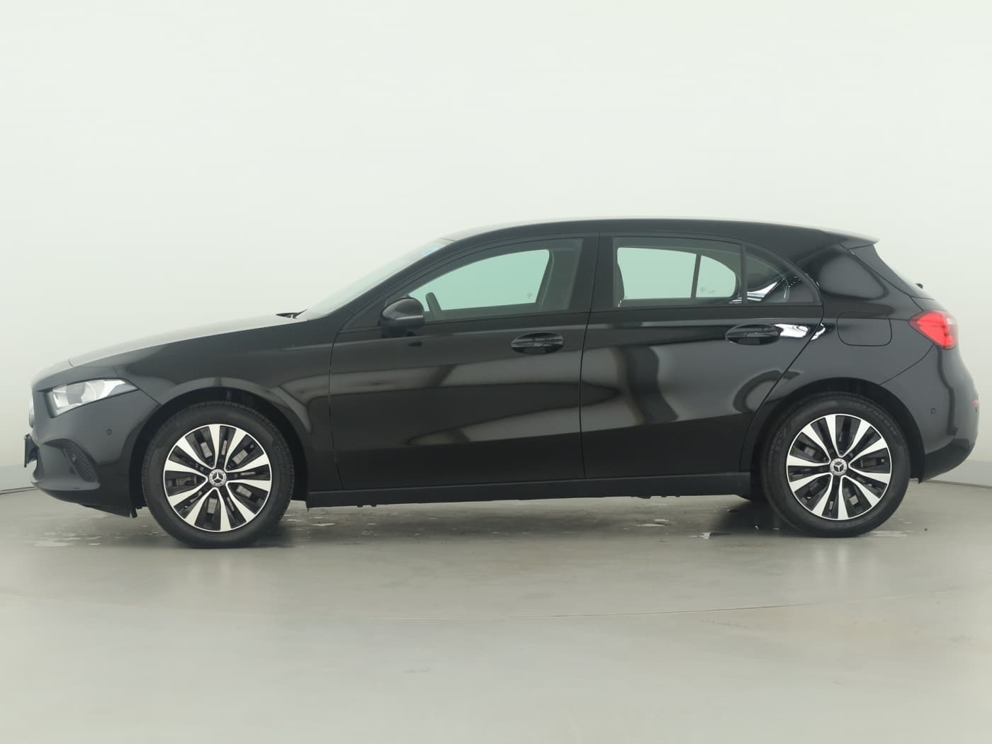 Mercedes-Benz A 250 e Bild 7